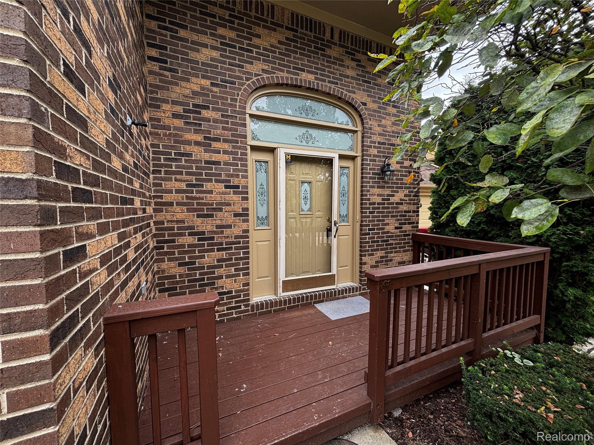 2161 Crystal Drive 8