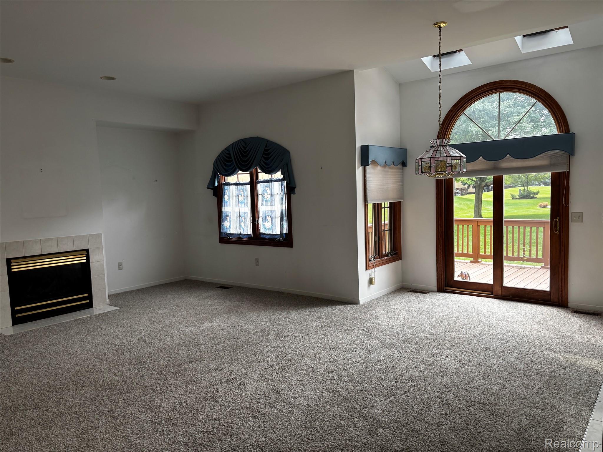 2161 Crystal Drive 8