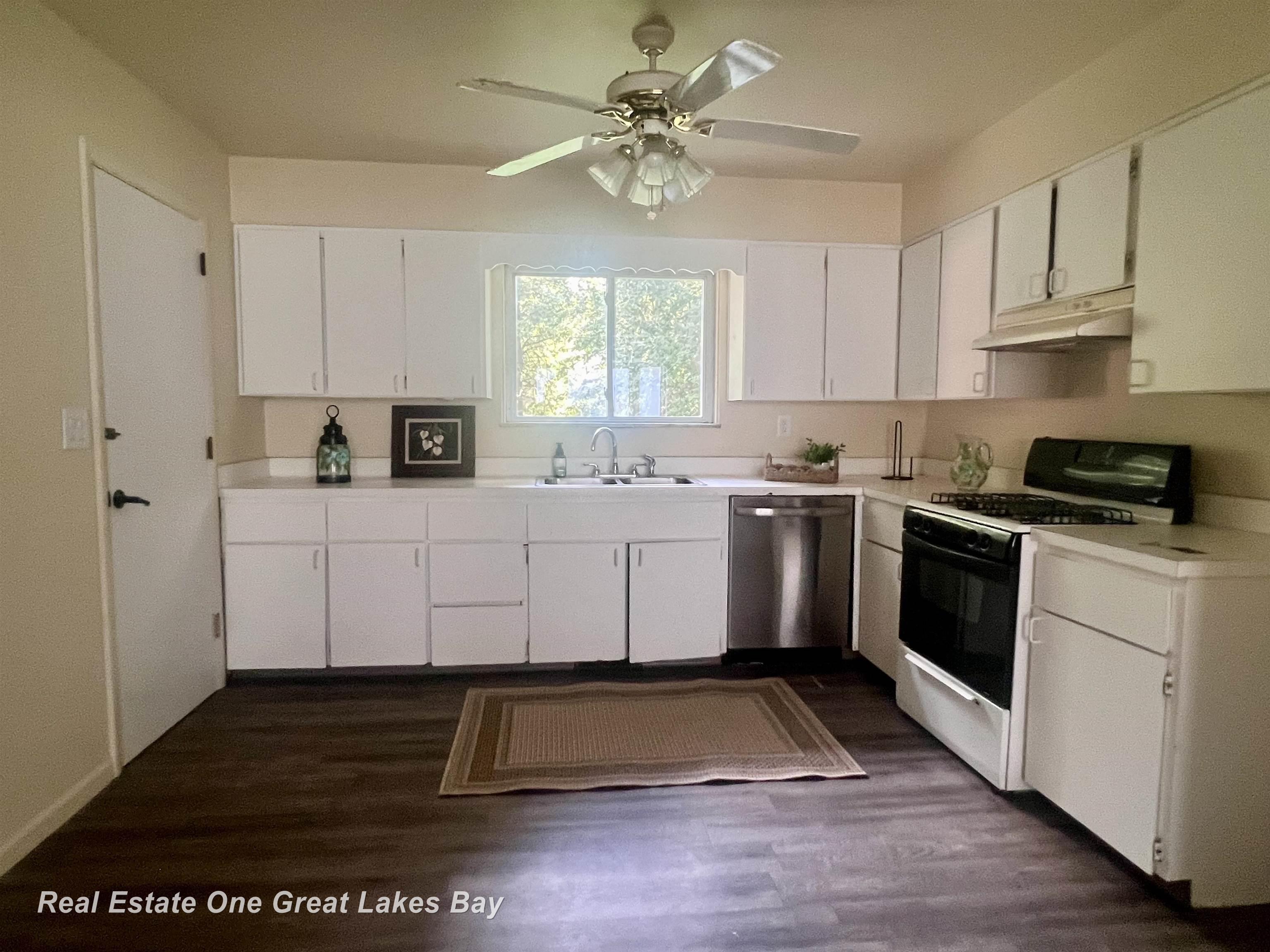 1275 Ruby Ann Drive