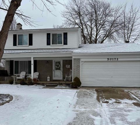 50172 Stonecrest Court Chesterfield Township MI 48047