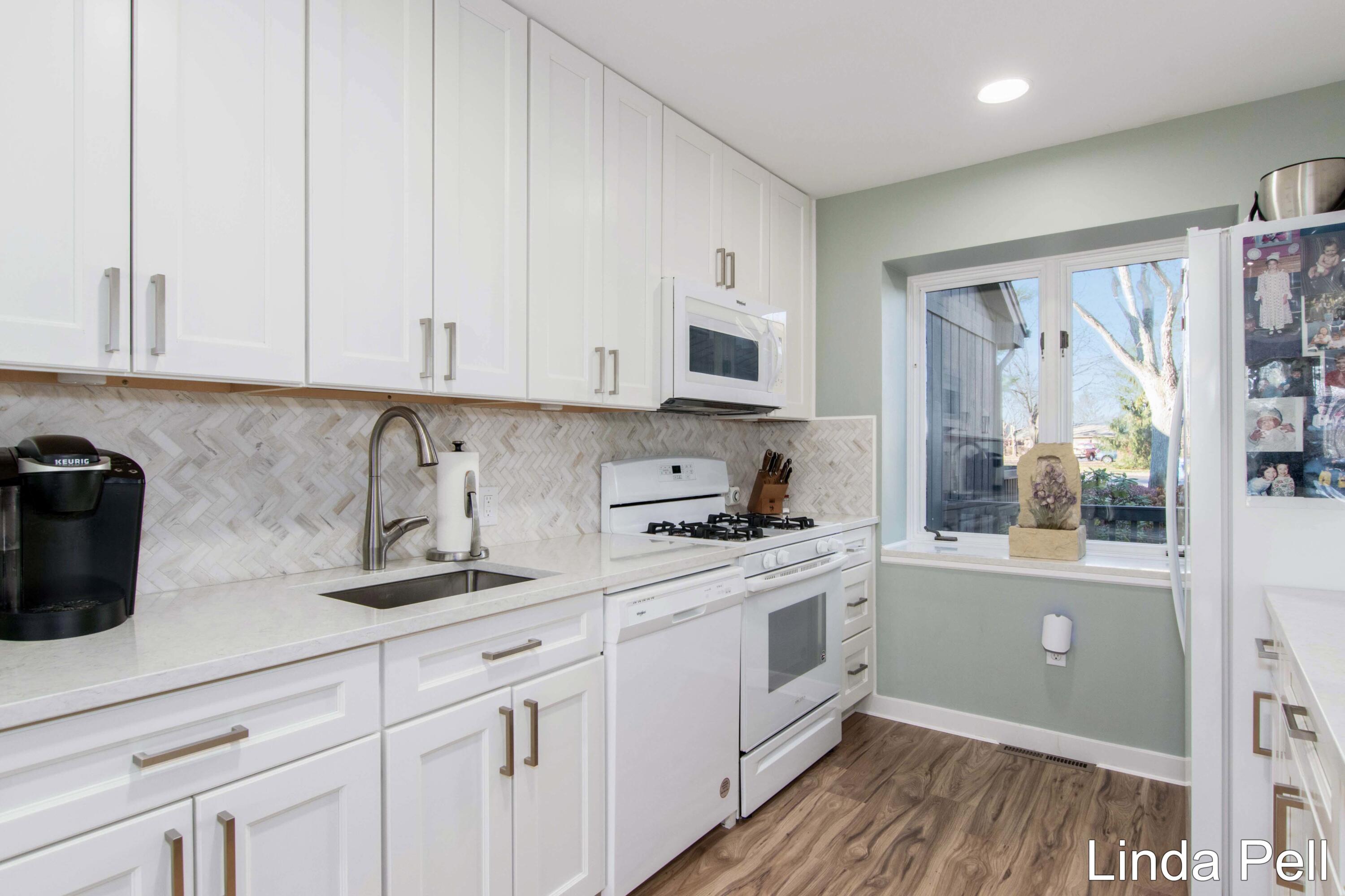 3444 Eagle Ridge Court NE 6