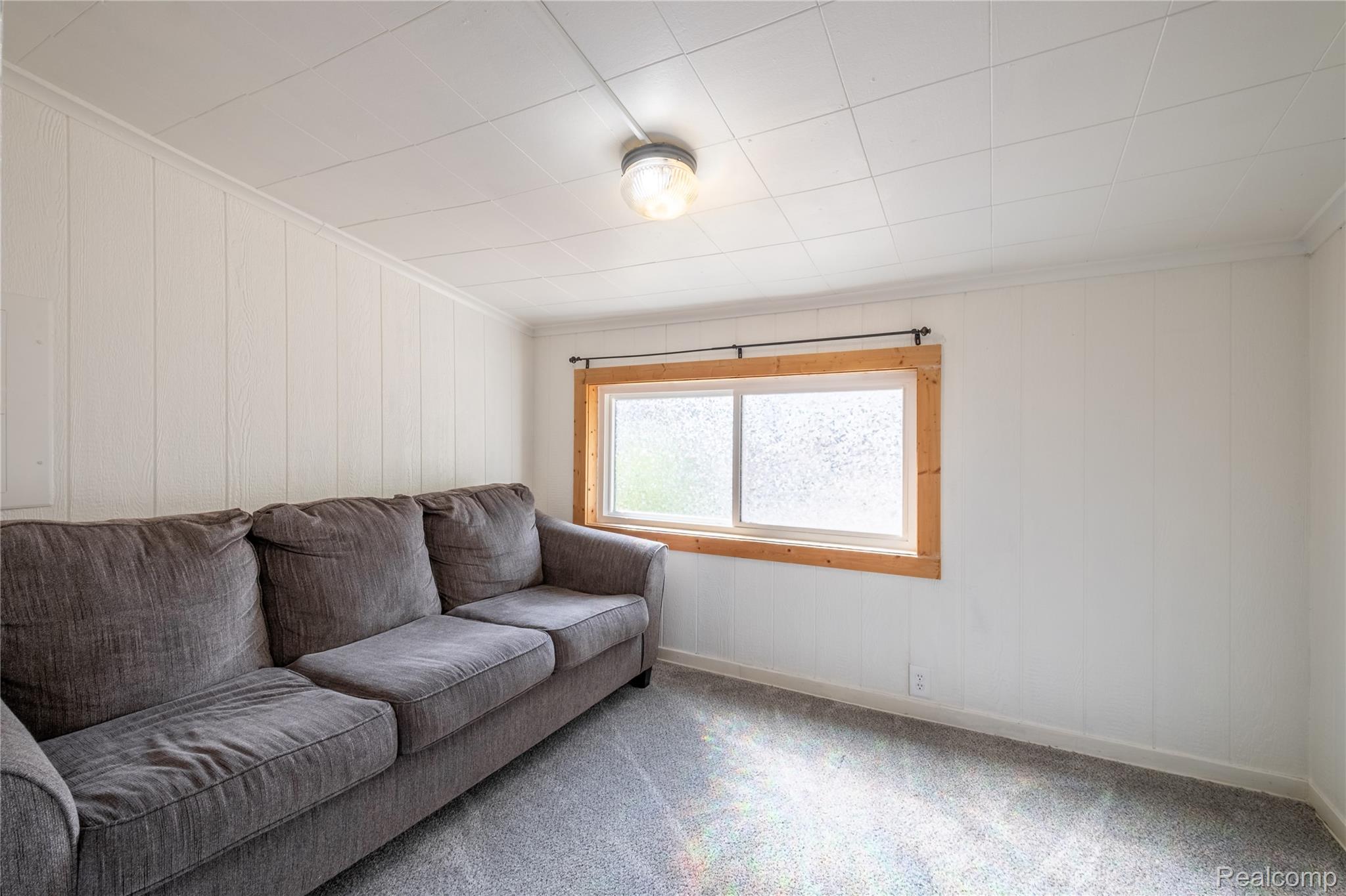 Tyrone Township, Michigan 48430, United States, 3 Bedrooms Bedrooms, ,1 BathroomBathrooms,Residential,Active,222589