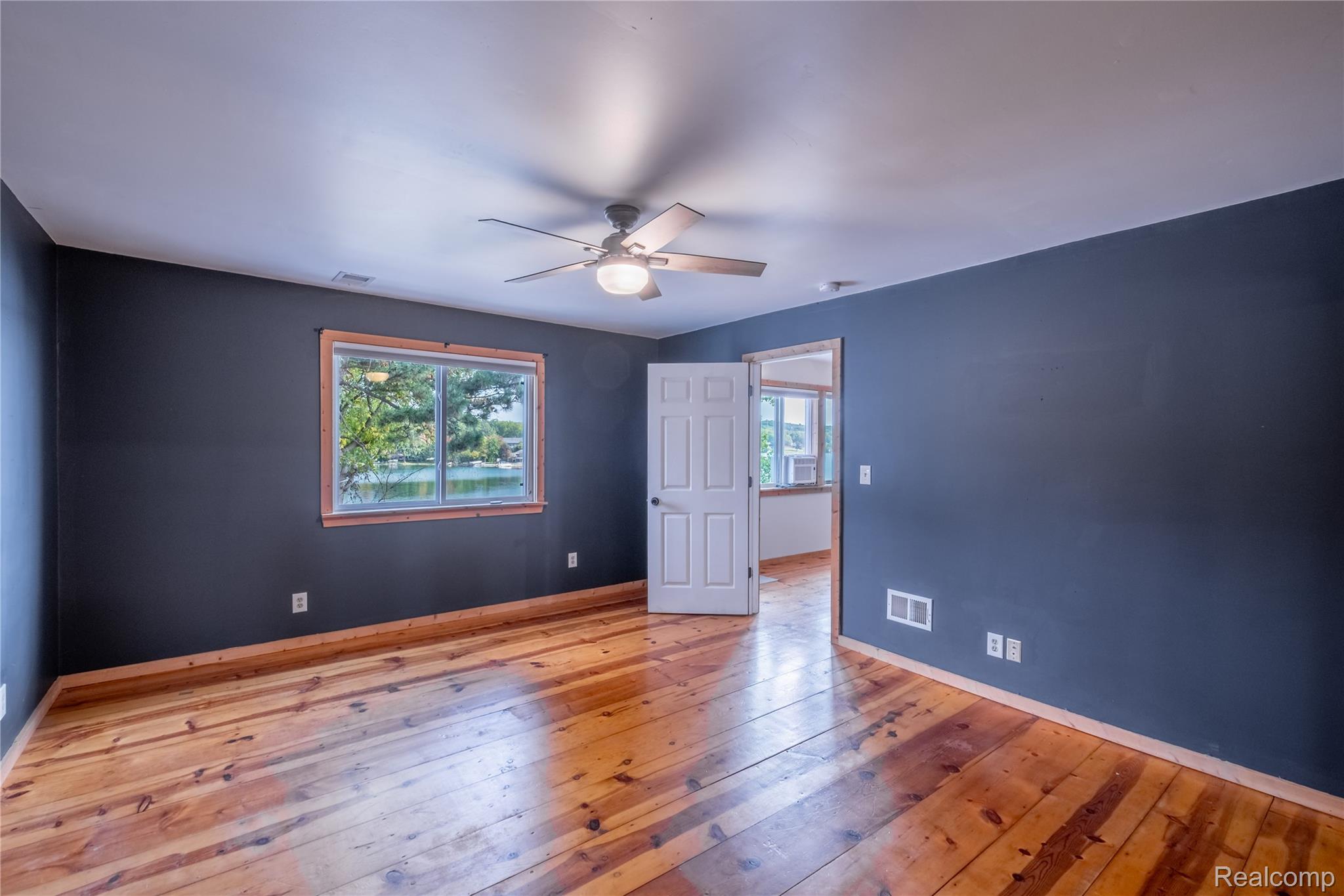 Tyrone Township, Michigan 48430, United States, 3 Bedrooms Bedrooms, ,1 BathroomBathrooms,Residential,Active,222589