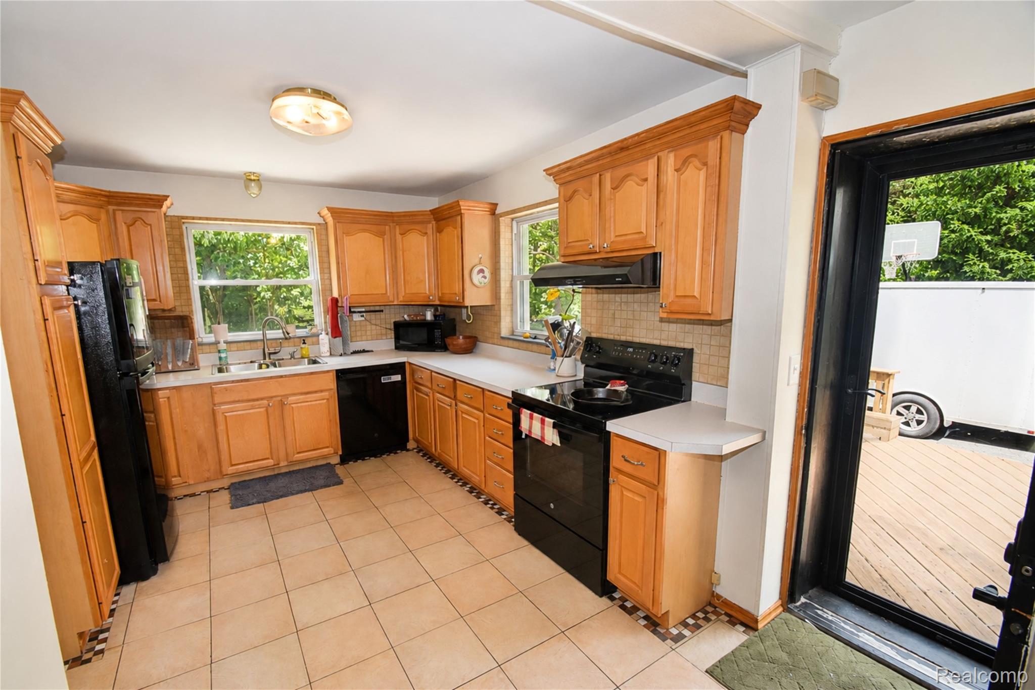 1405 Middle Road