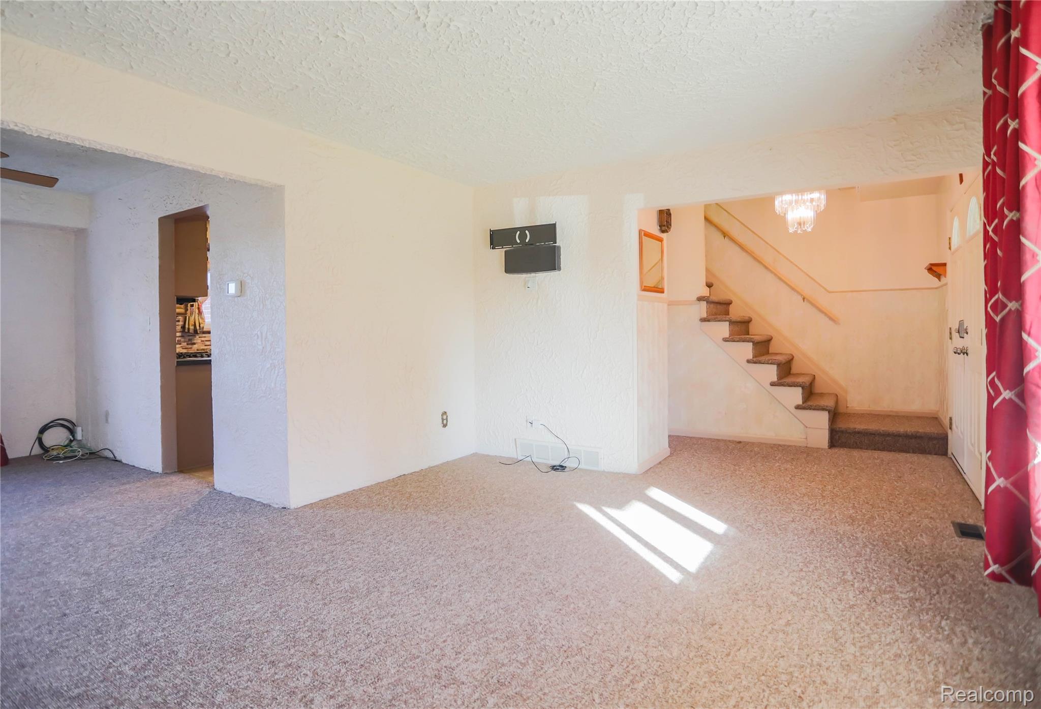 Warren, Michigan 48093, United States, 4 Bedrooms Bedrooms, ,2 BathroomsBathrooms,Residential,Active,243781