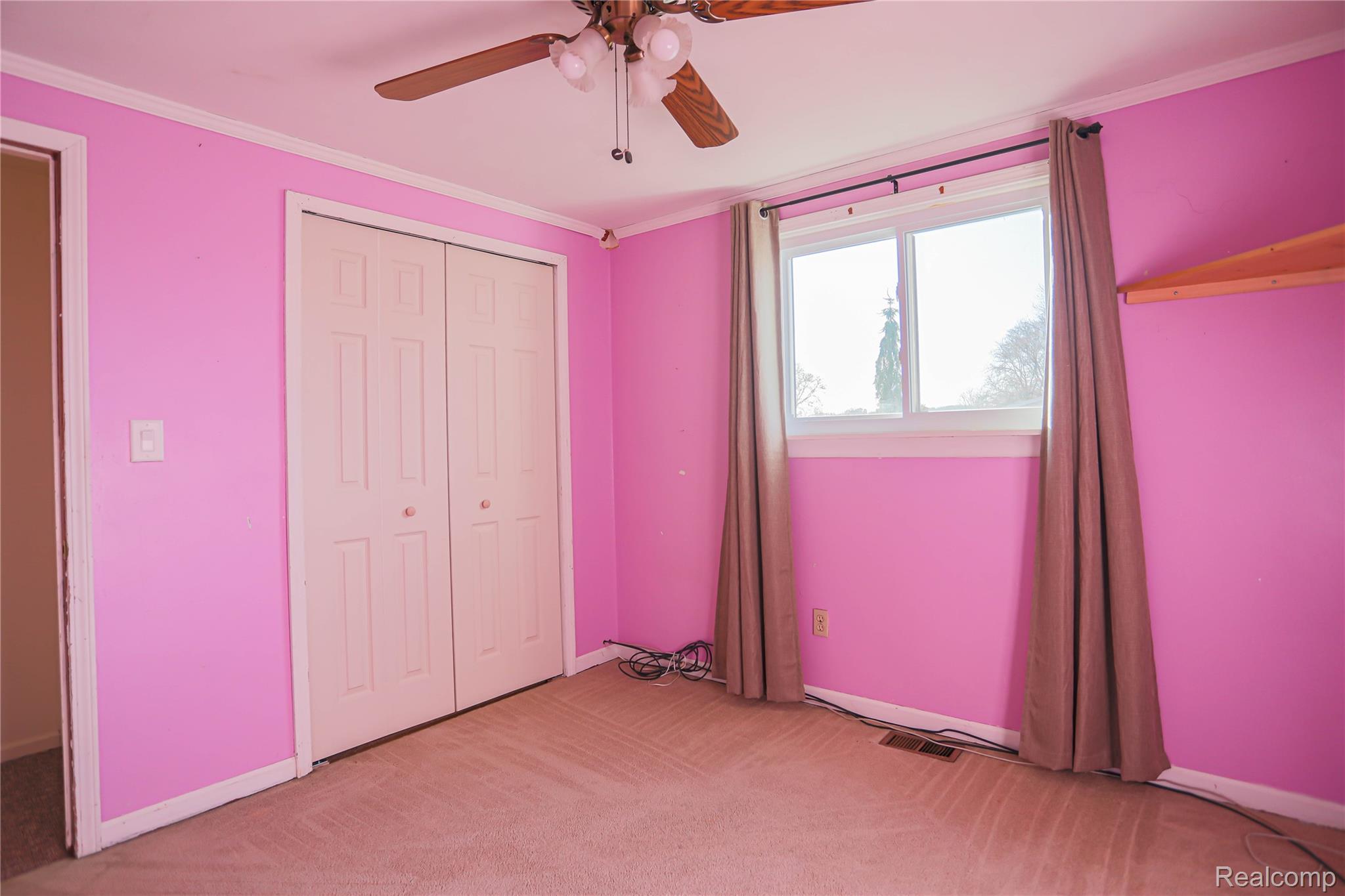 Warren, Michigan 48093, United States, 4 Bedrooms Bedrooms, ,2 BathroomsBathrooms,Residential,Active,243781