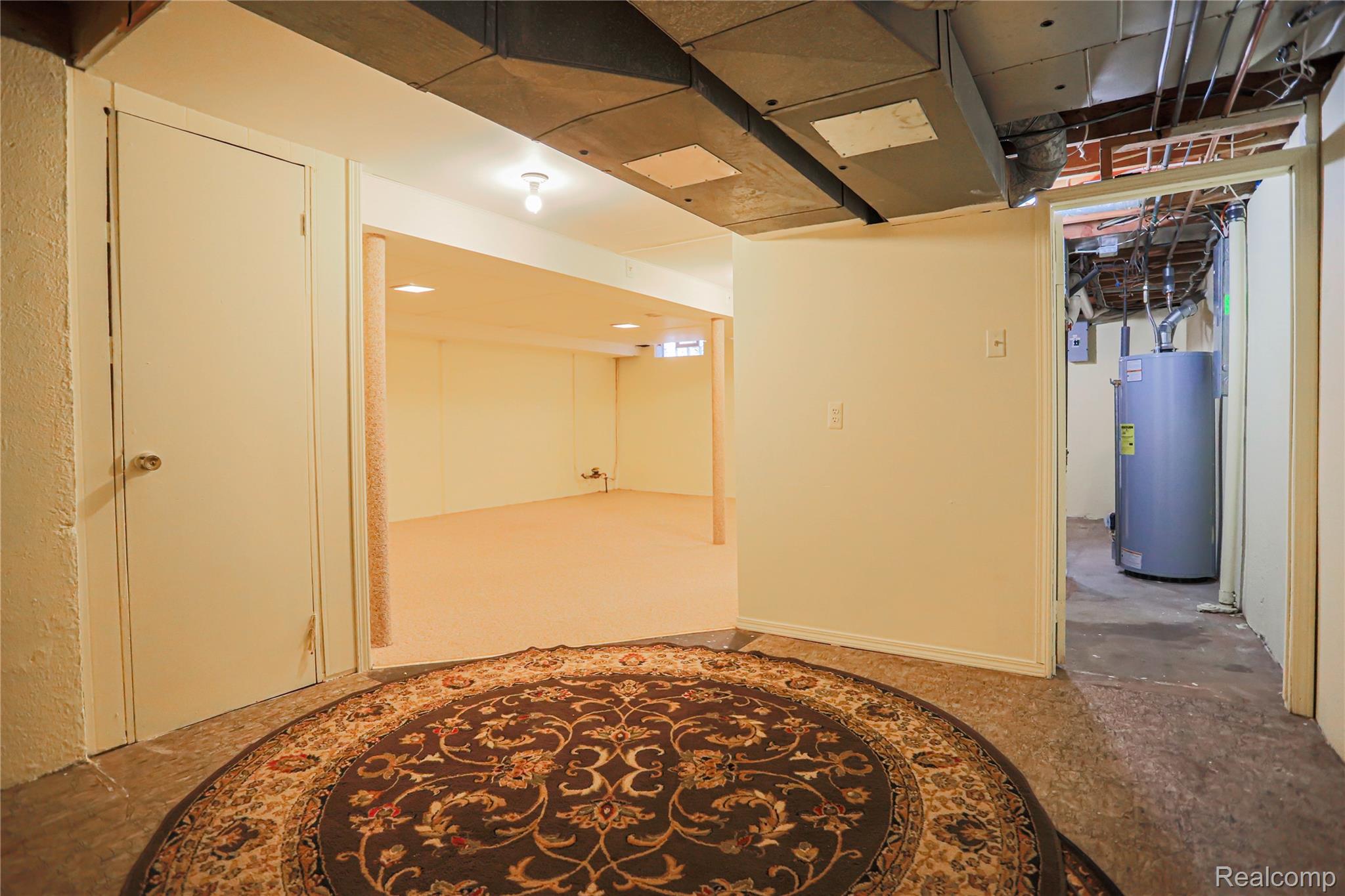 Warren, Michigan 48093, United States, 4 Bedrooms Bedrooms, ,2 BathroomsBathrooms,Residential,Active,243781