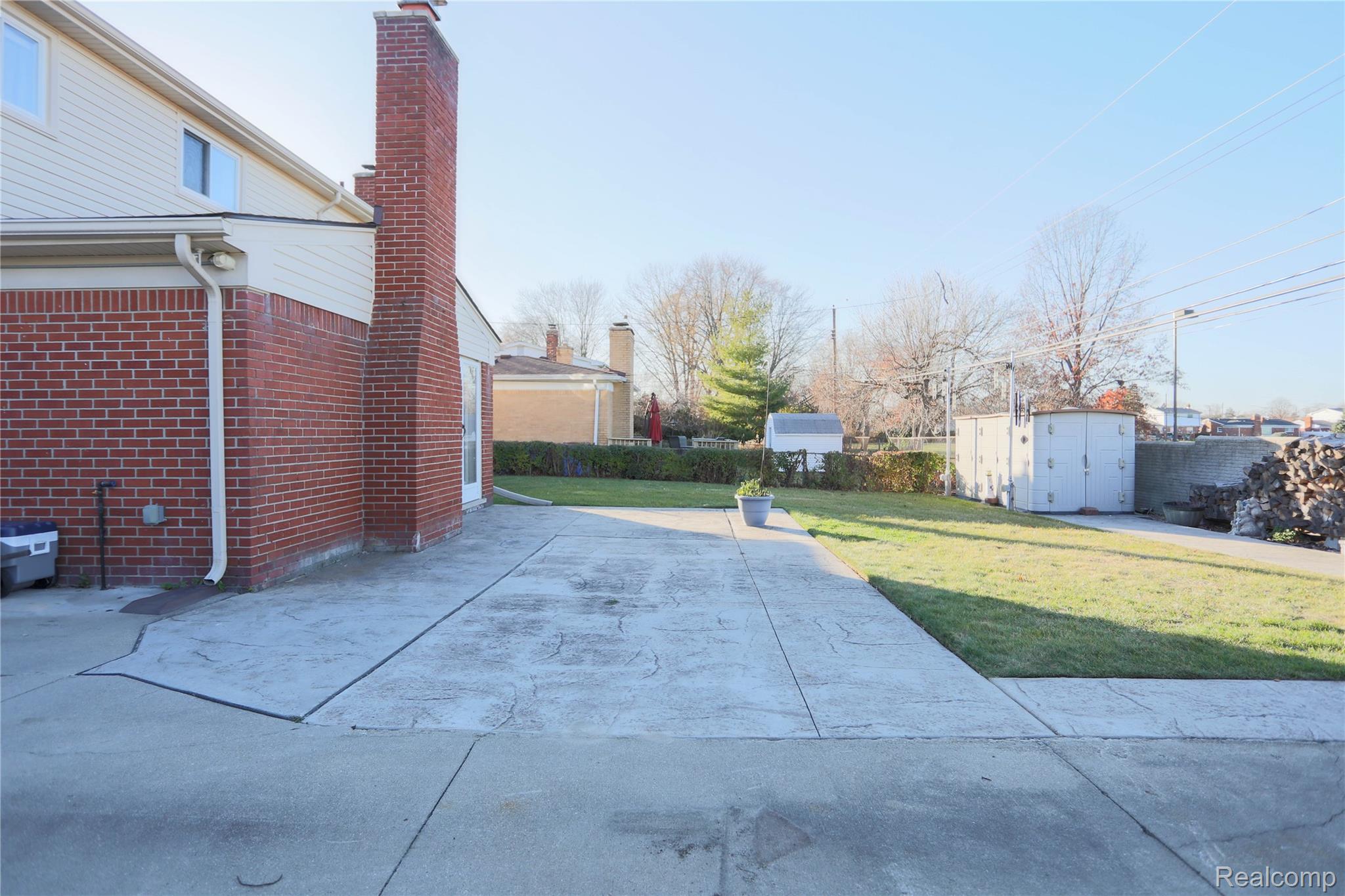 Warren, Michigan 48093, United States, 4 Bedrooms Bedrooms, ,2 BathroomsBathrooms,Residential,Active,243781