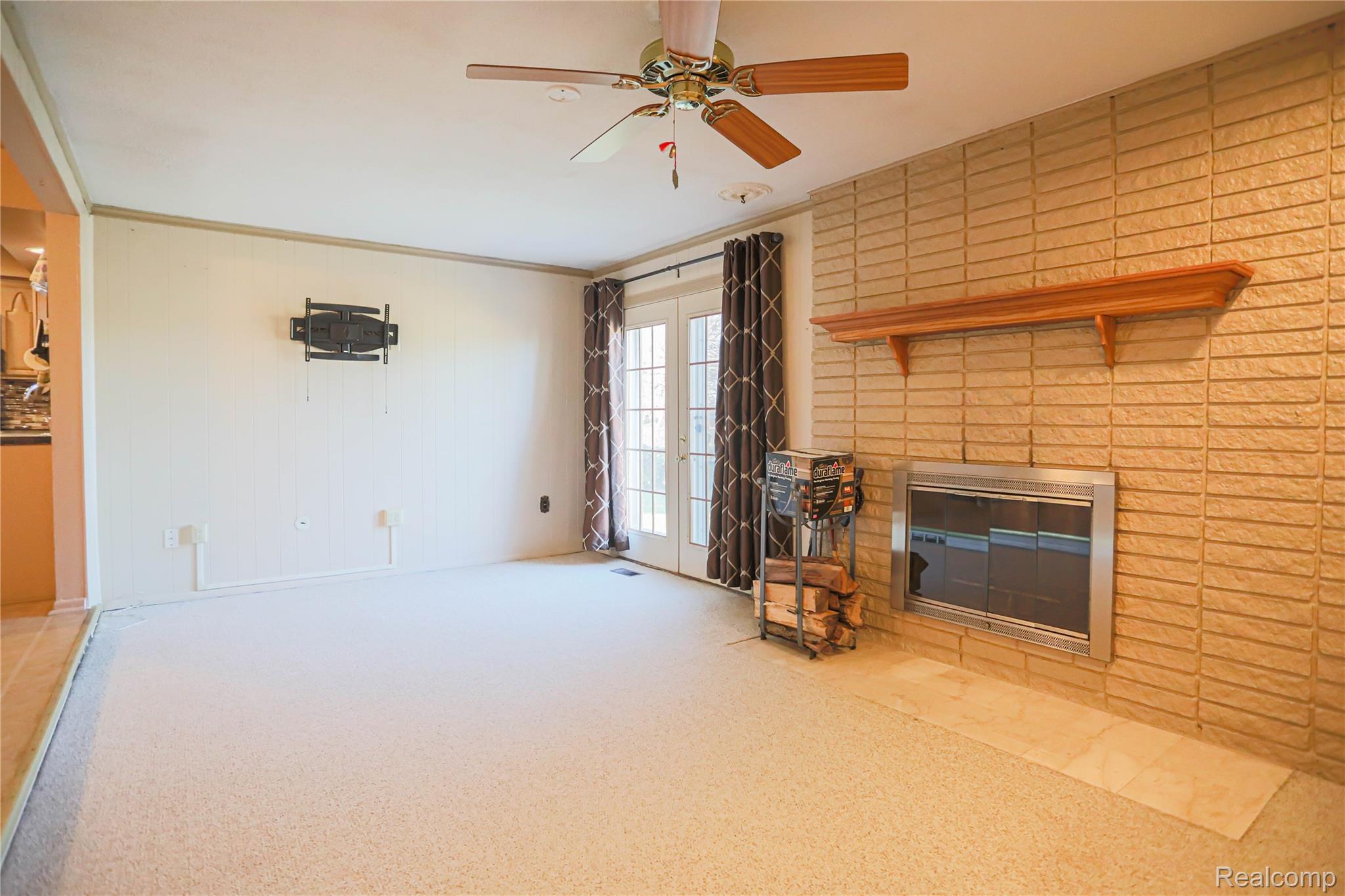 Warren, Michigan 48093, United States, 4 Bedrooms Bedrooms, ,2 BathroomsBathrooms,Residential,Active,243781