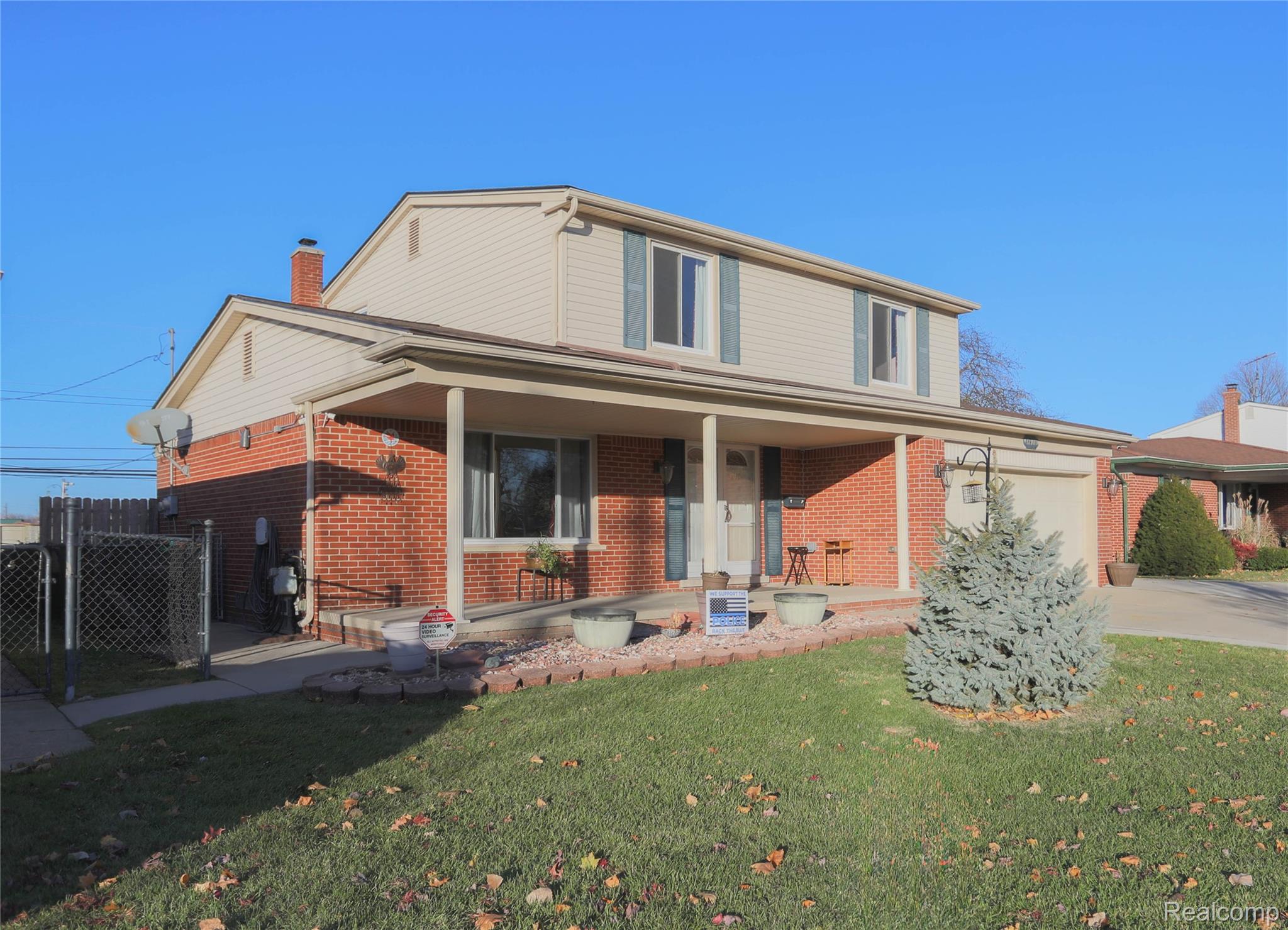 Warren, Michigan 48093, United States, 4 Bedrooms Bedrooms, ,2 BathroomsBathrooms,Residential,Active,243781