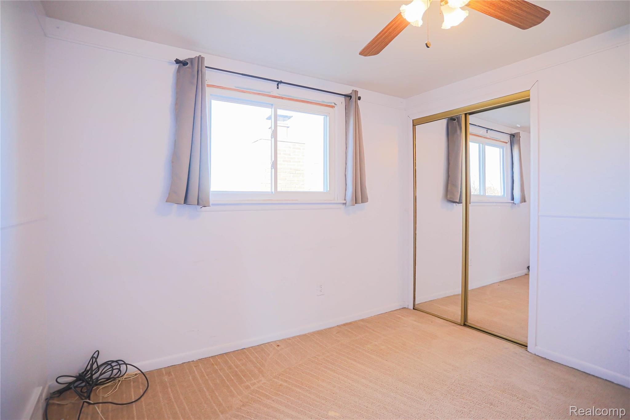 Warren, Michigan 48093, United States, 4 Bedrooms Bedrooms, ,2 BathroomsBathrooms,Residential,Active,243781