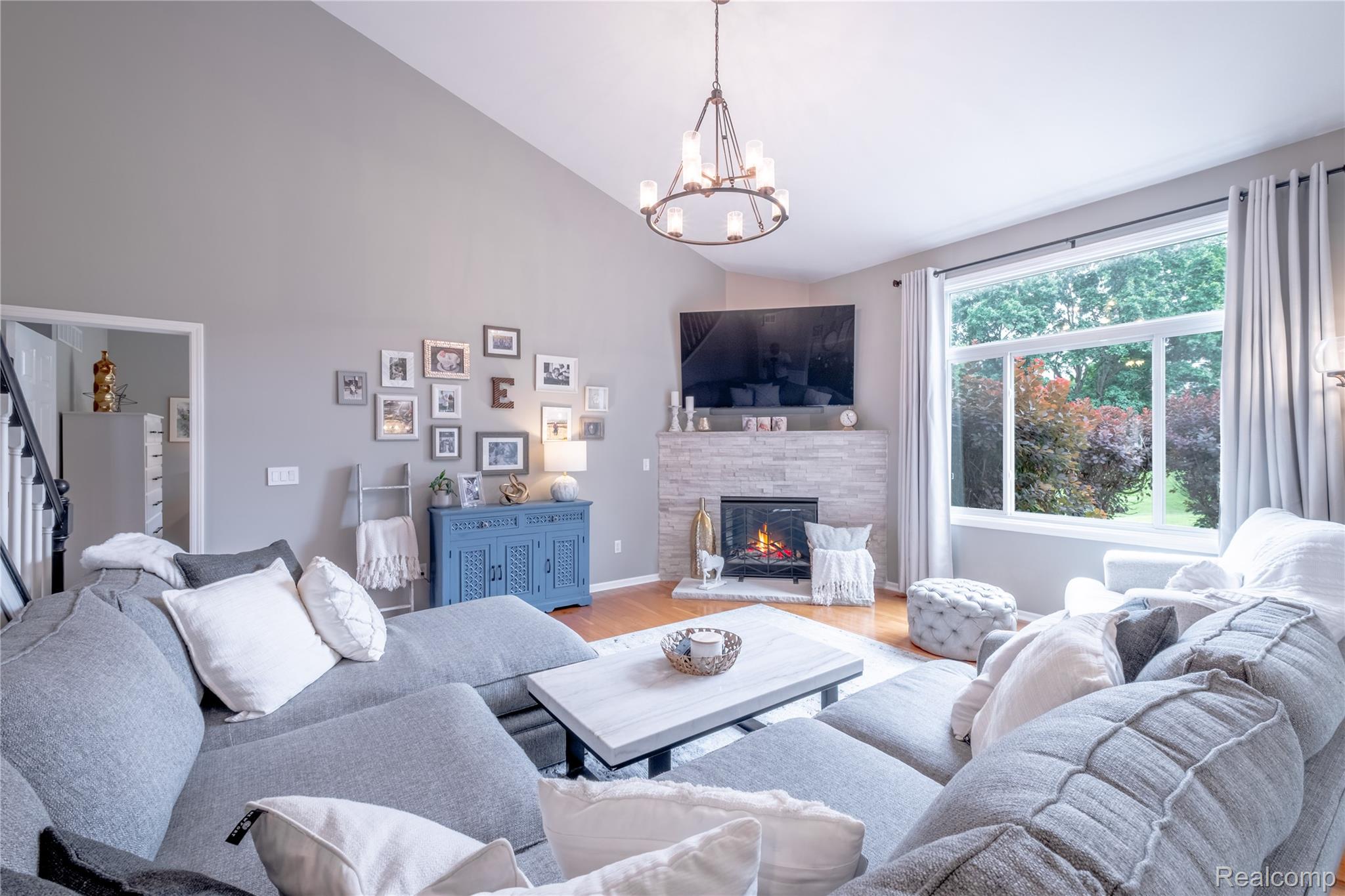 Howell City, Michigan 48855, United States, 4 Bedrooms Bedrooms, ,3 BathroomsBathrooms,Residential,Active,159449