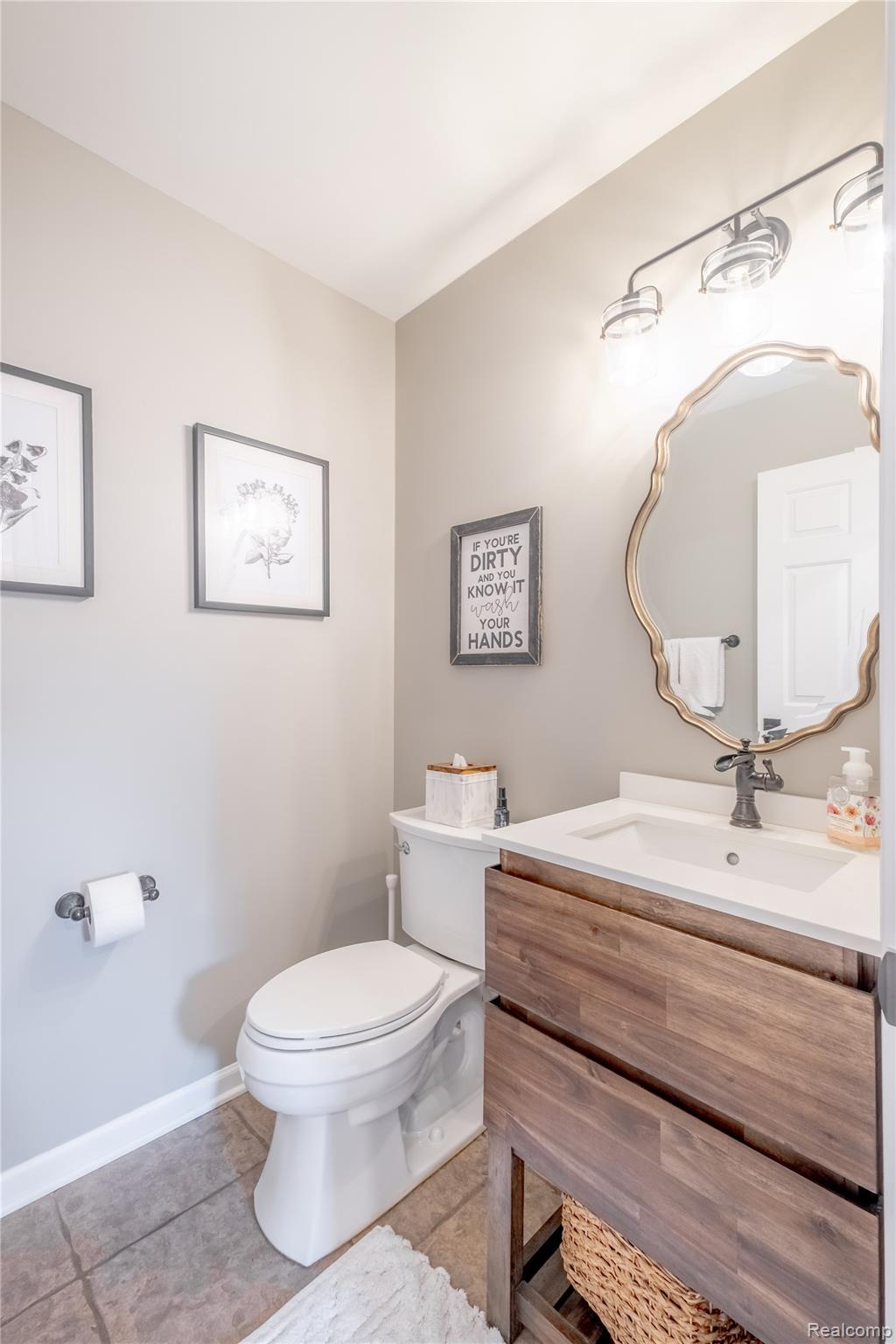 Howell City, Michigan 48855, United States, 4 Bedrooms Bedrooms, ,3 BathroomsBathrooms,Residential,Active,159449