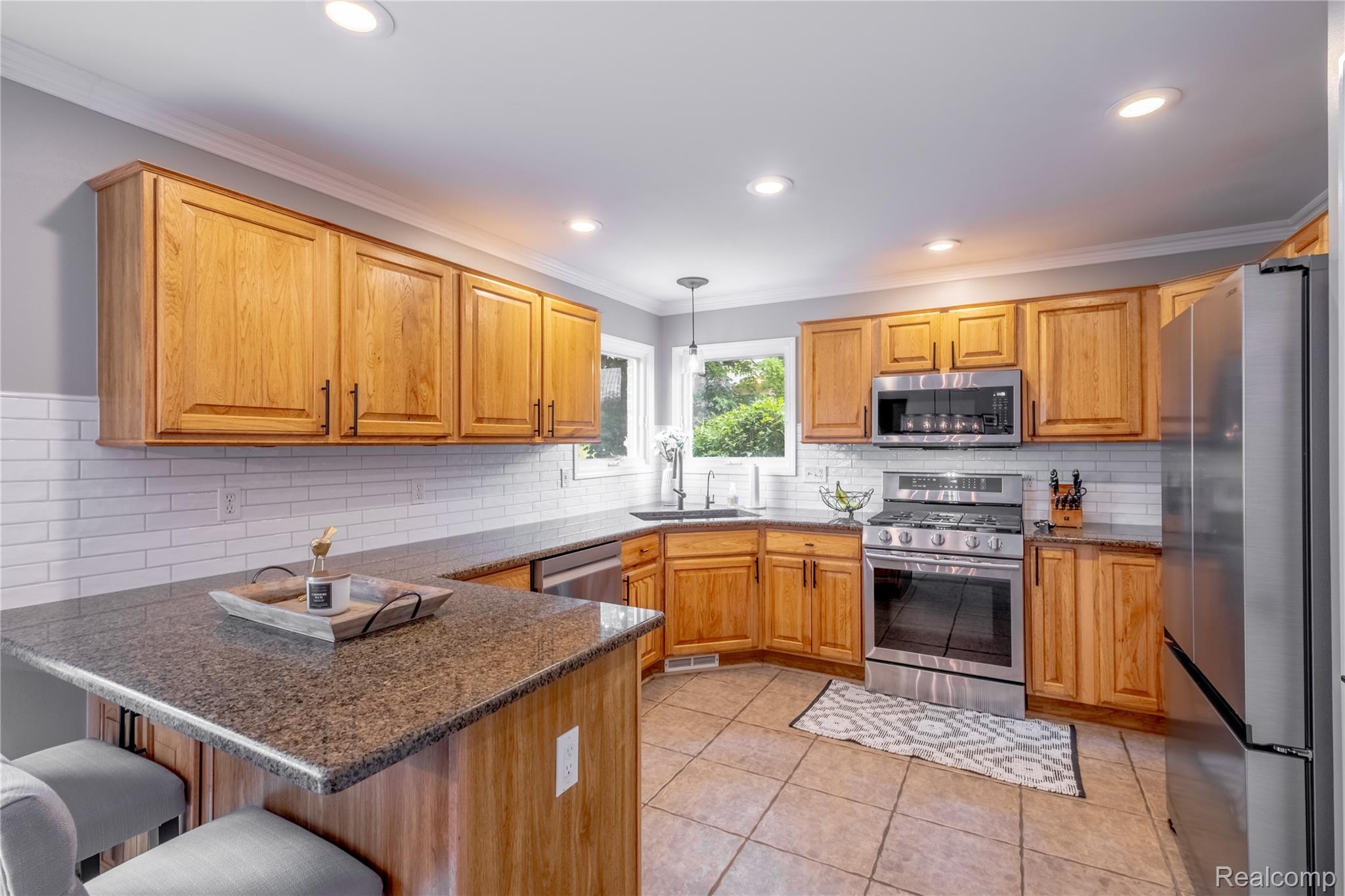 Howell City, Michigan 48855, United States, 4 Bedrooms Bedrooms, ,3 BathroomsBathrooms,Residential,Active,159449