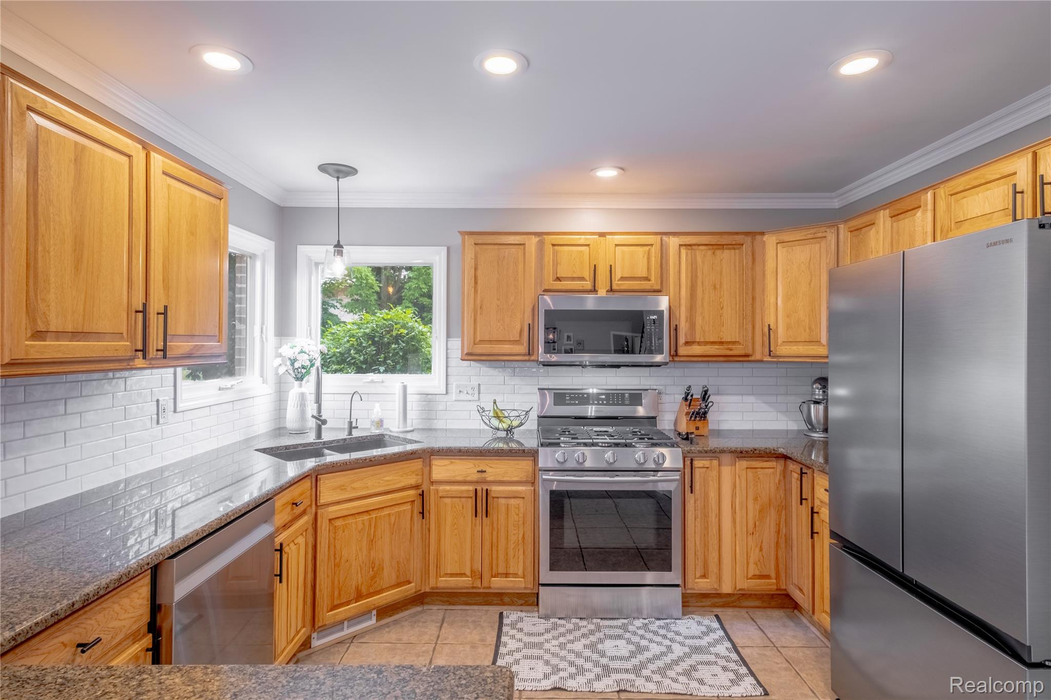 Howell City, Michigan 48855, United States, 4 Bedrooms Bedrooms, ,3 BathroomsBathrooms,Residential,Active,159449