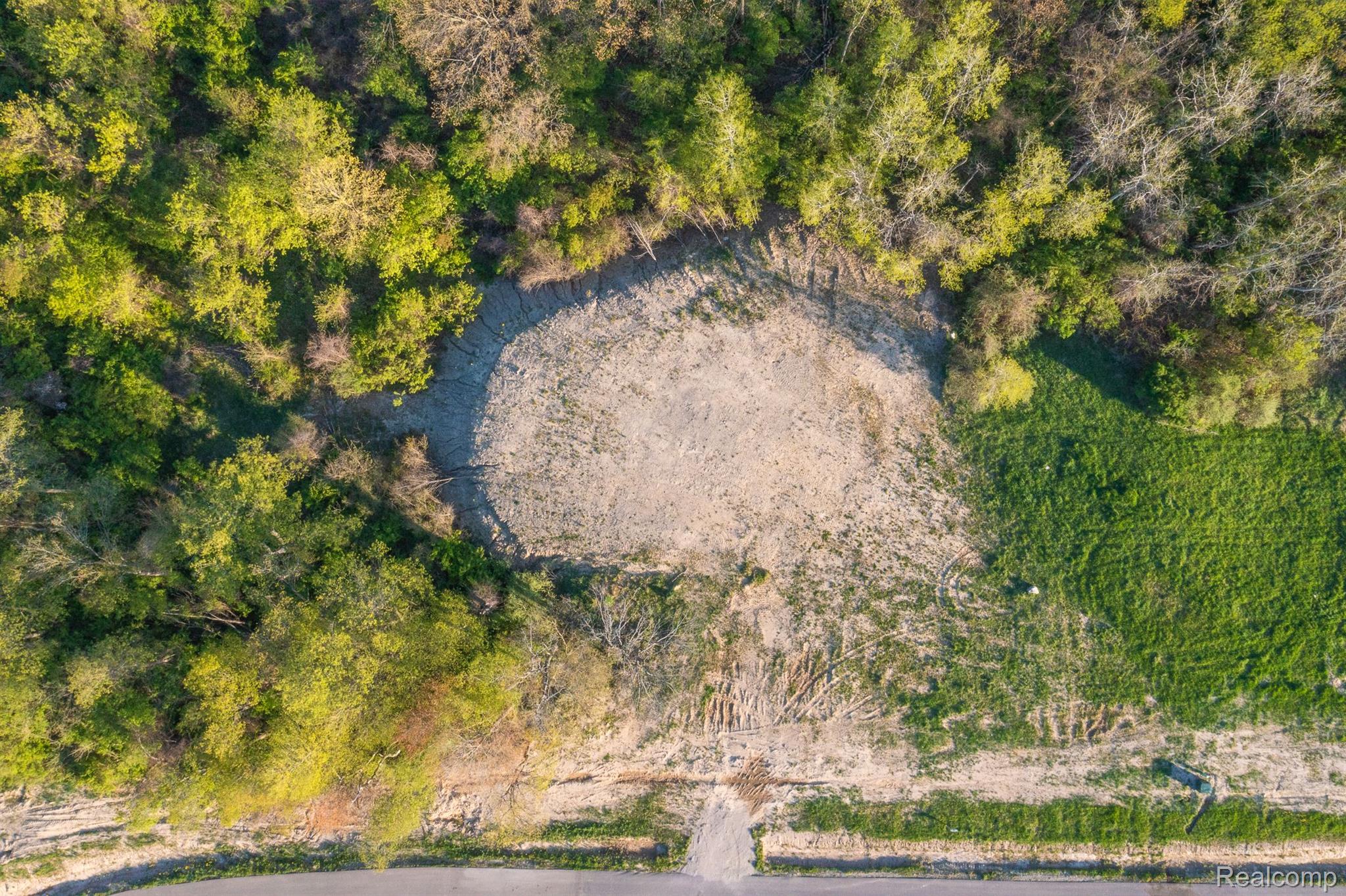 4075 Metamora Ridge