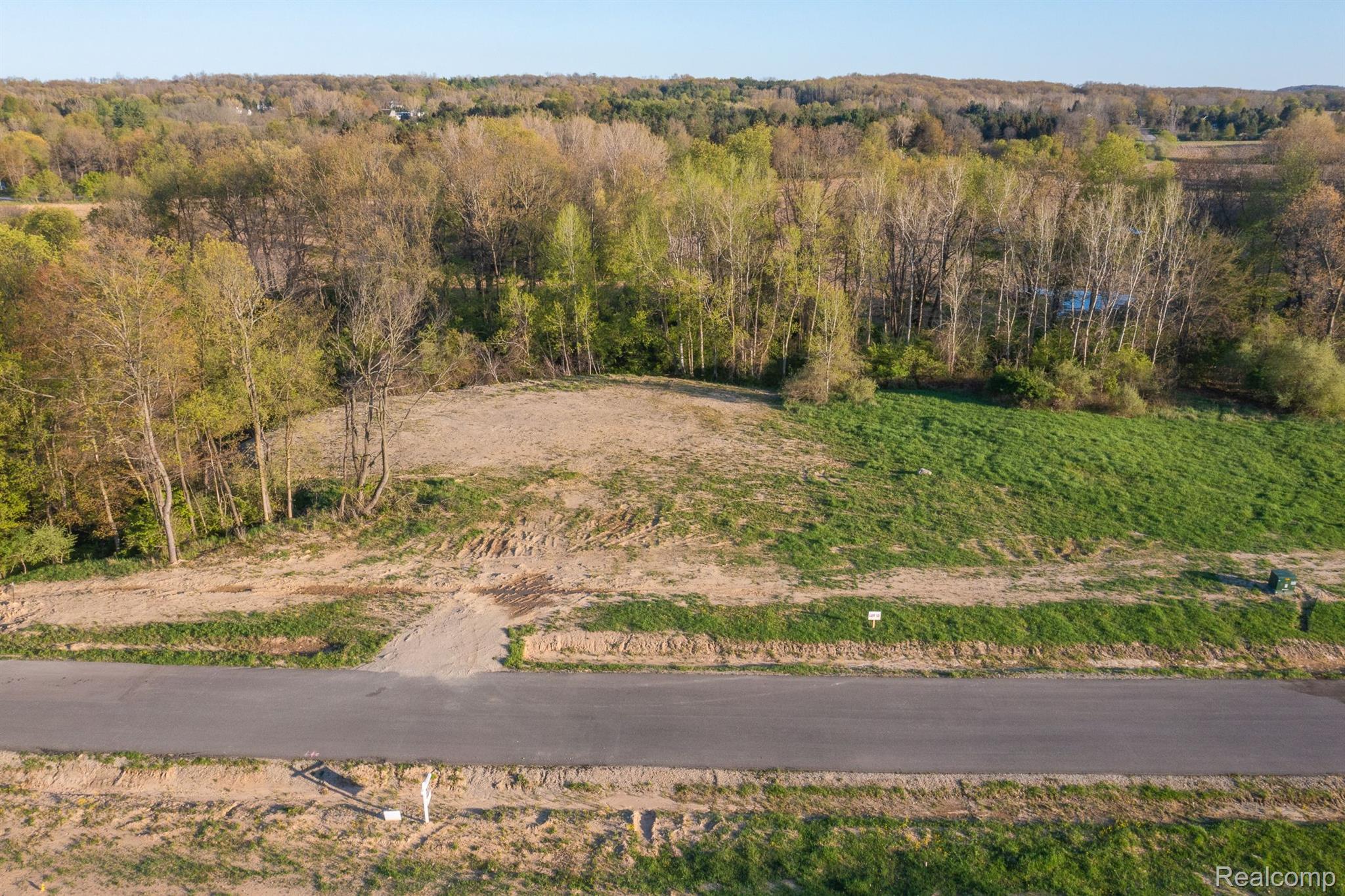 4075 Metamora Ridge