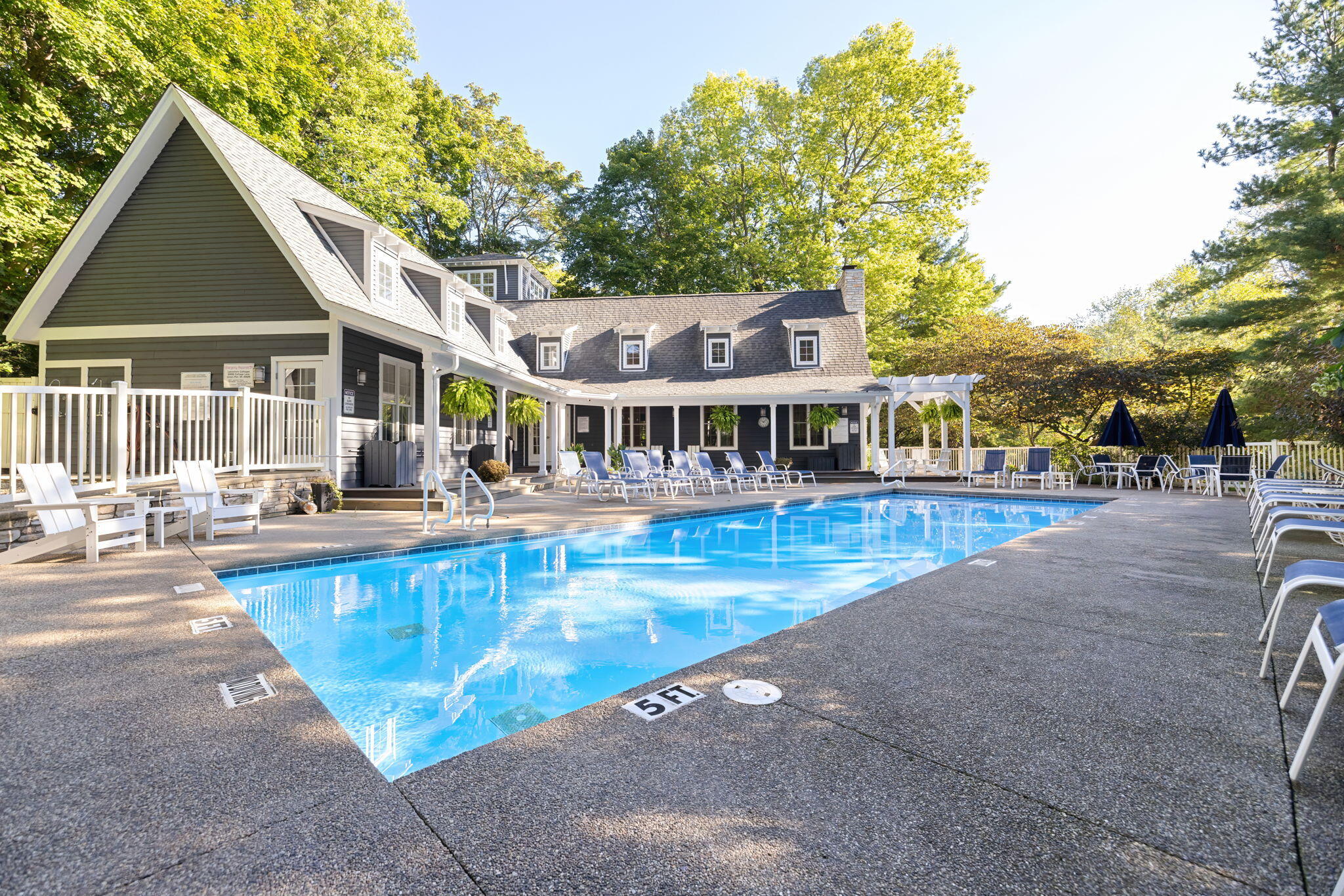 9900 Cottage Lane