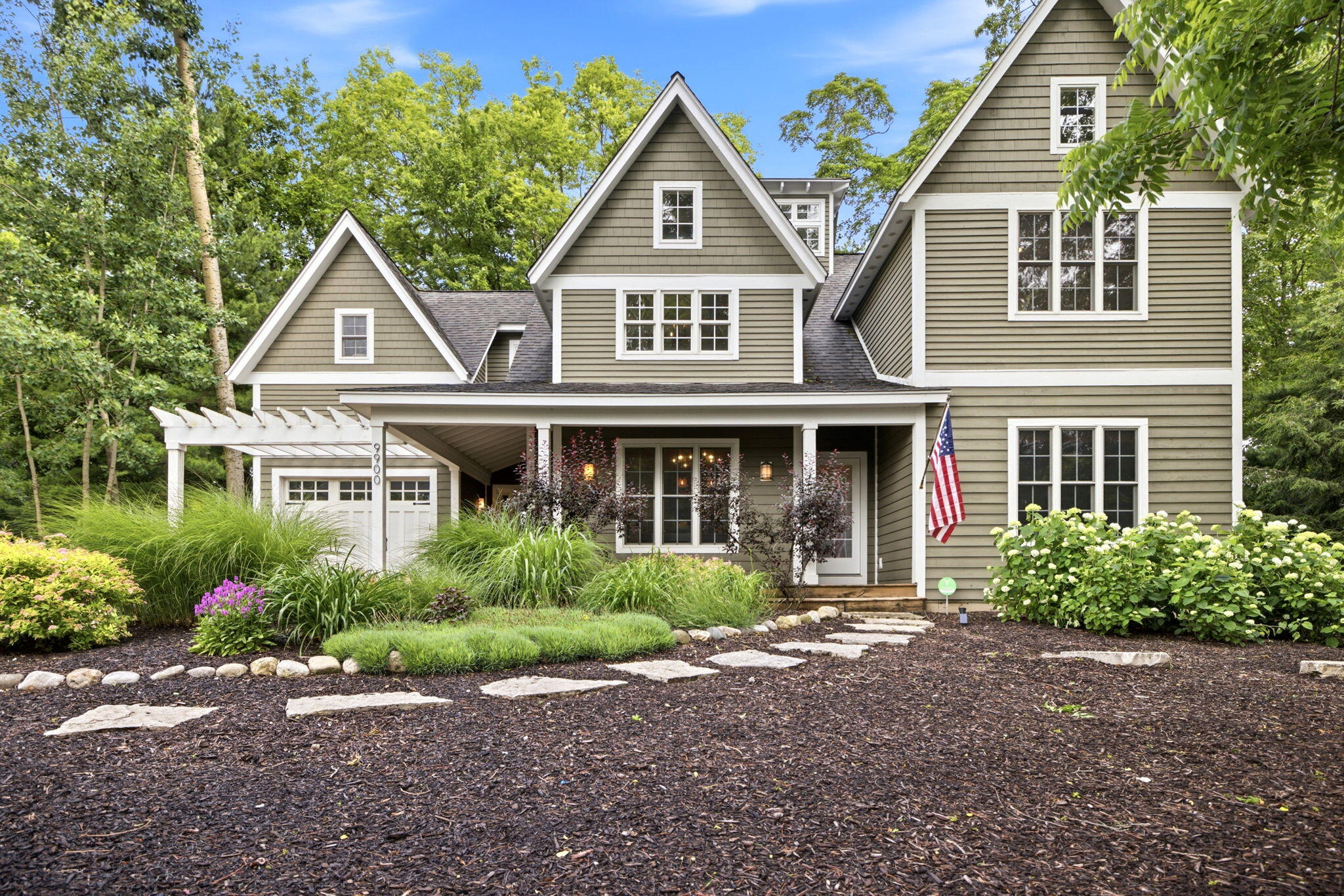 9900 Cottage Lane