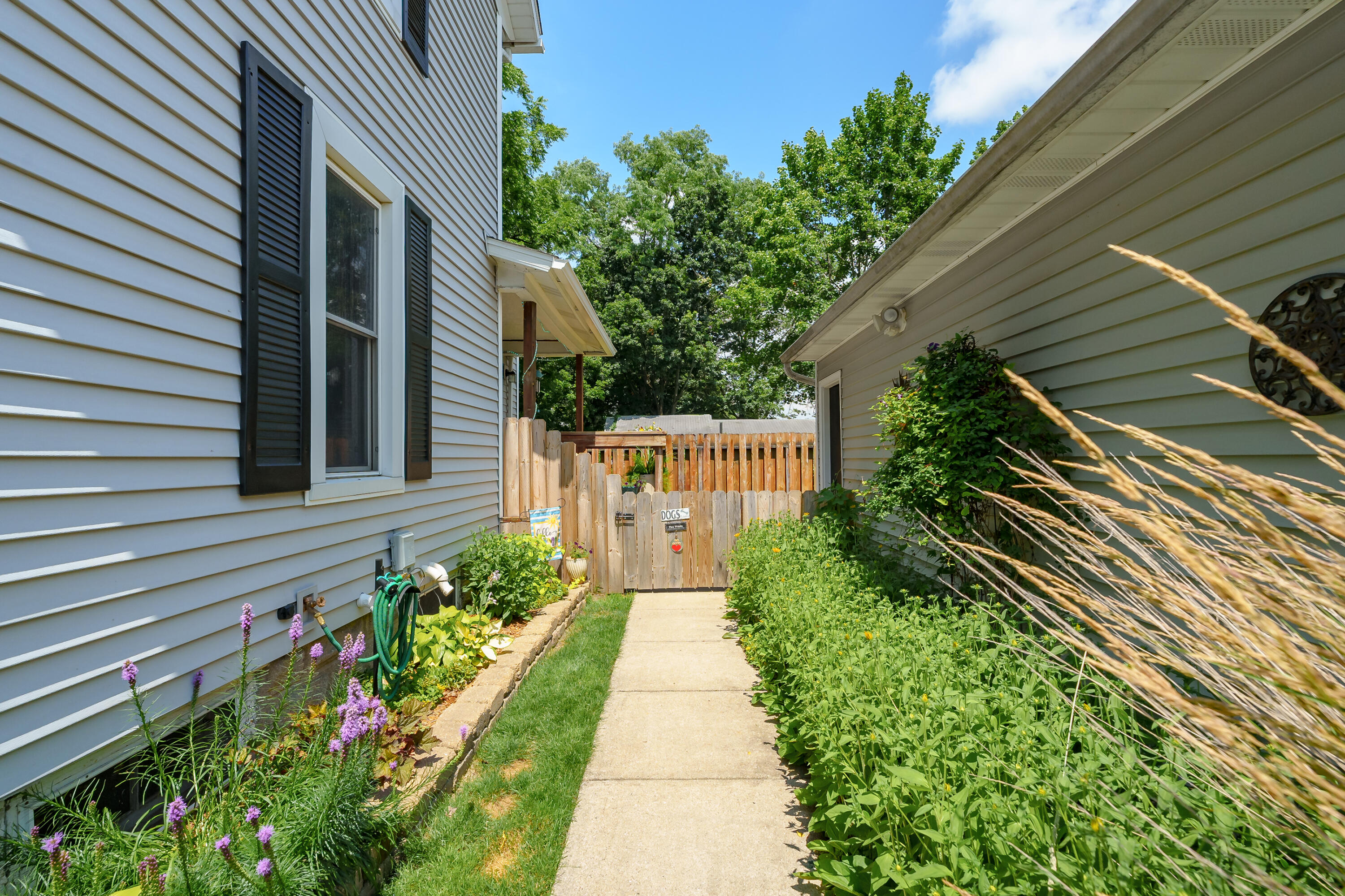 210 W Washington Street