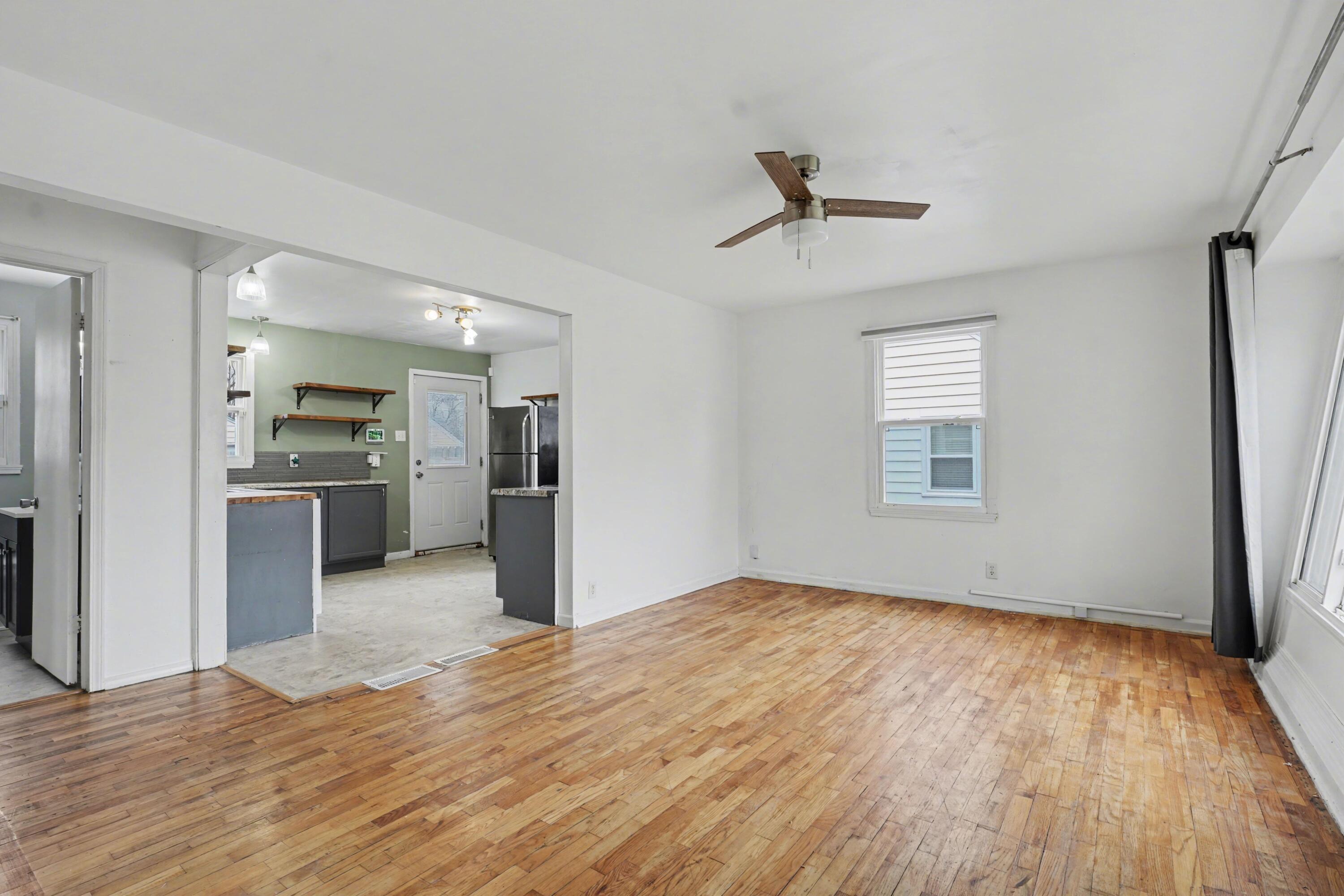 1615 Homecrest Avenue