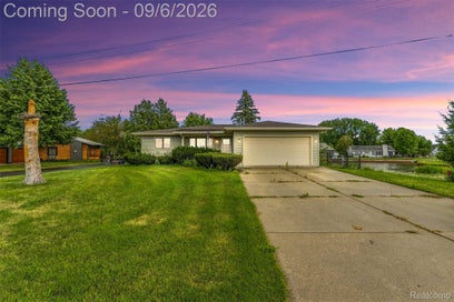 623 S Augres River Drive Au Gres City MI 48703