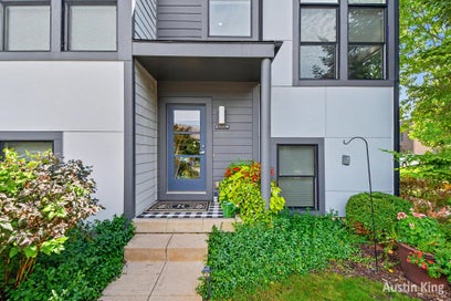 2114 New Town Drive NE Grand Rapids Charter Township MI 49525