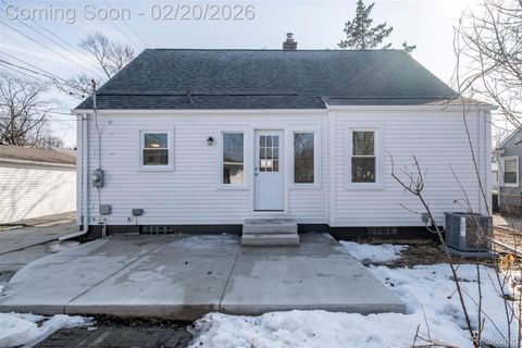 Tiny photo for 1560 Cambridge Road, Berkley City, MI 48072 (MLS # 20261010019)