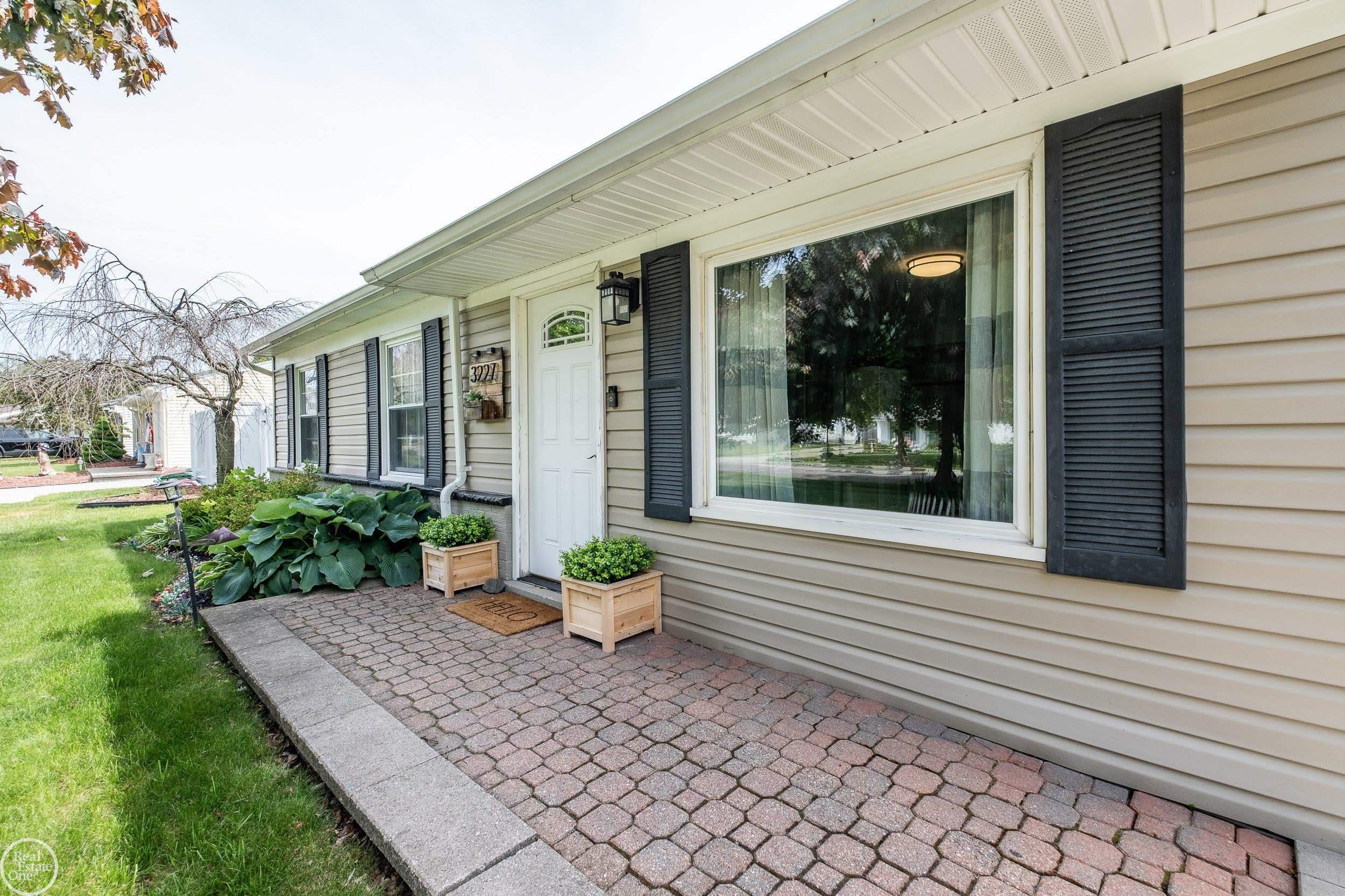 3227 Avon Manor Road