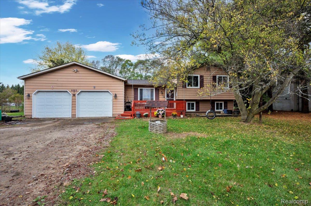 5883 Gracelawn Street