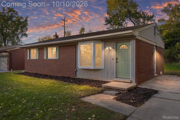 619 SKYDALE DR, ANN ARBOR, MI 48105 - Image d1fea2f4a62071da54d048f05fb5d295/2258913325