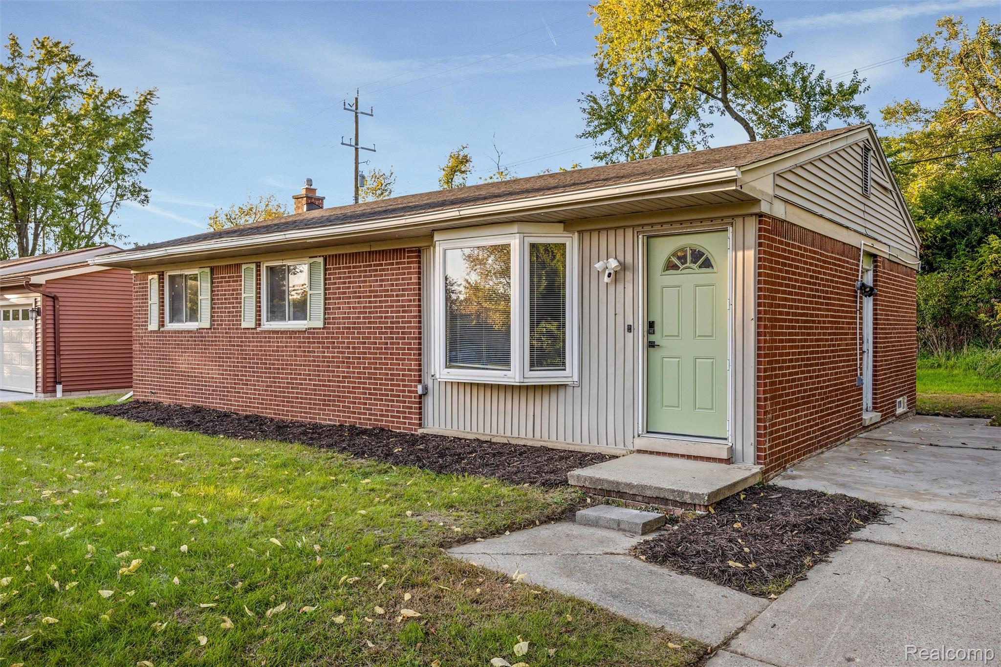 619 Skydale Drive