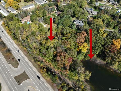 4255 Telegraph Road Bloomfield Hills City MI 48302