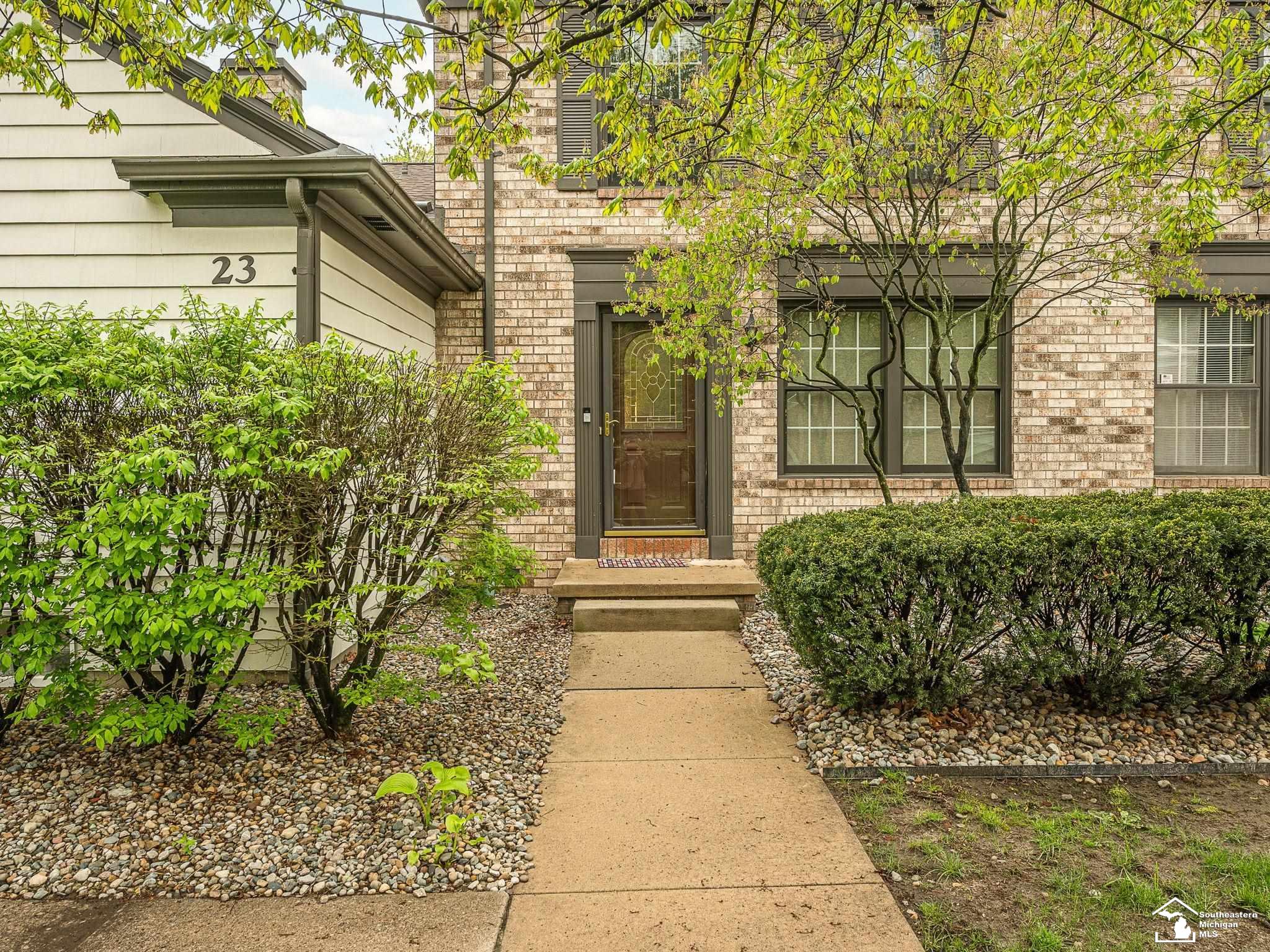 23 Linswood Drive