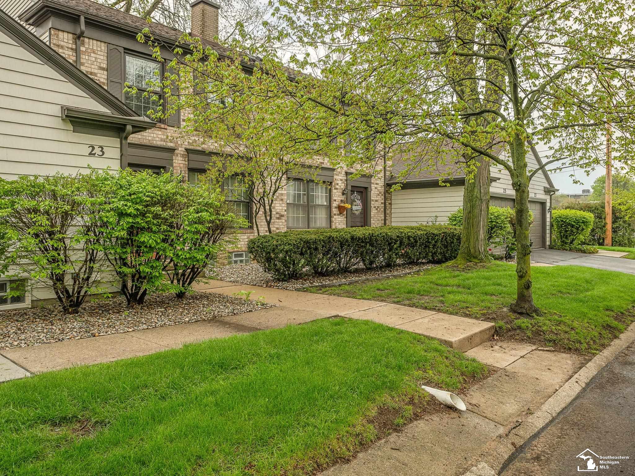 23 Linswood Drive