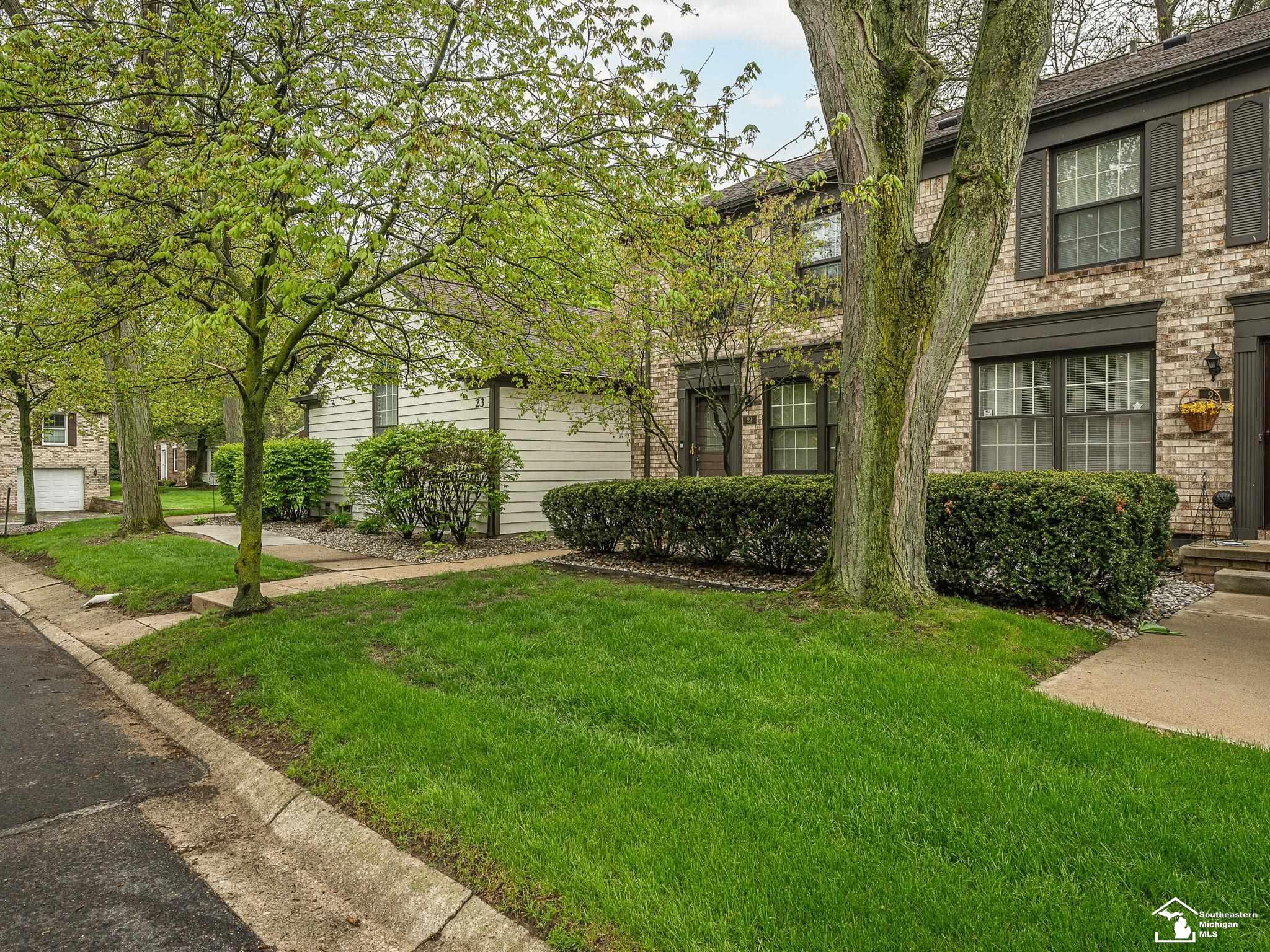23 Linswood Drive