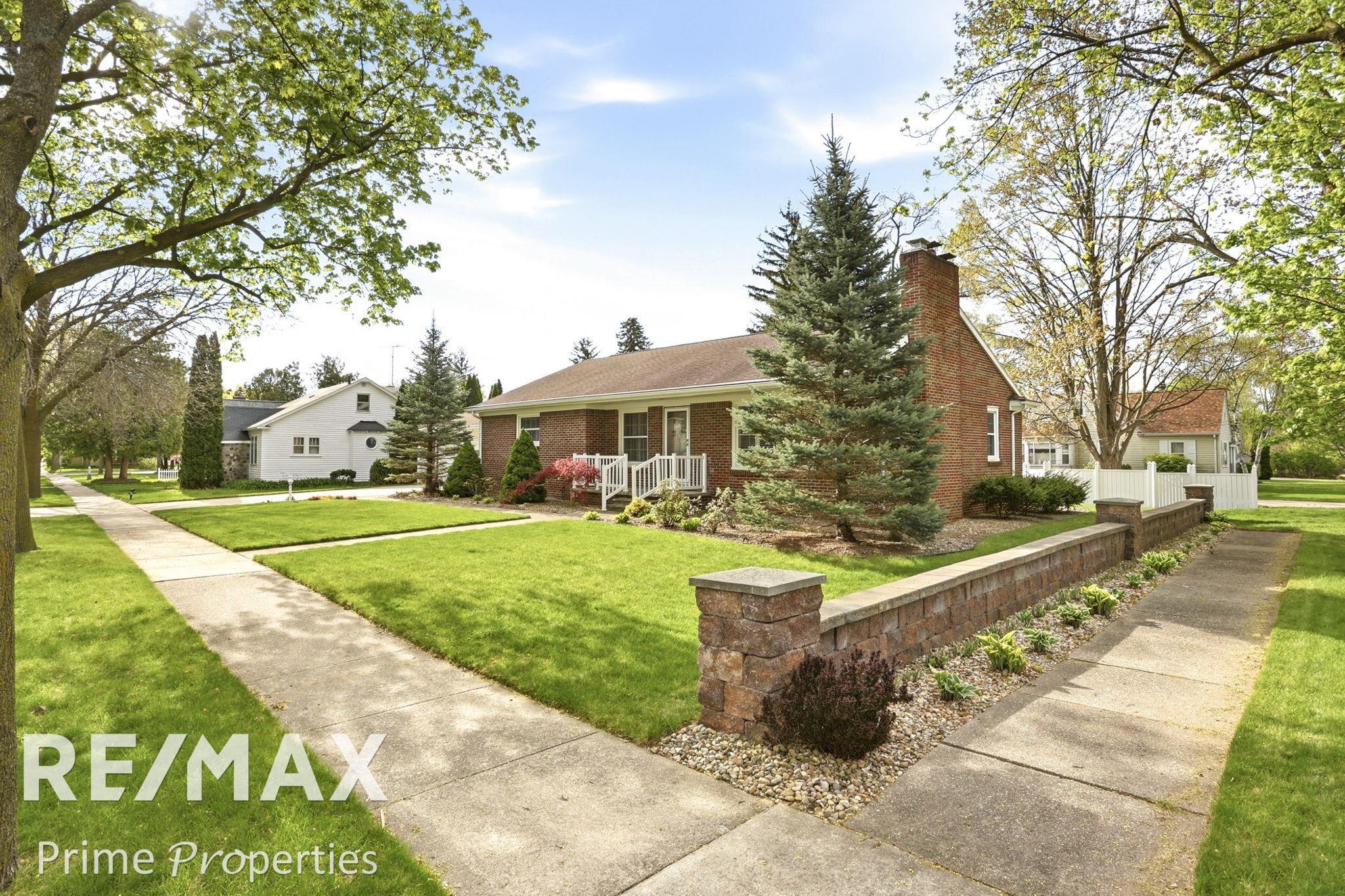 725 W Frank Street