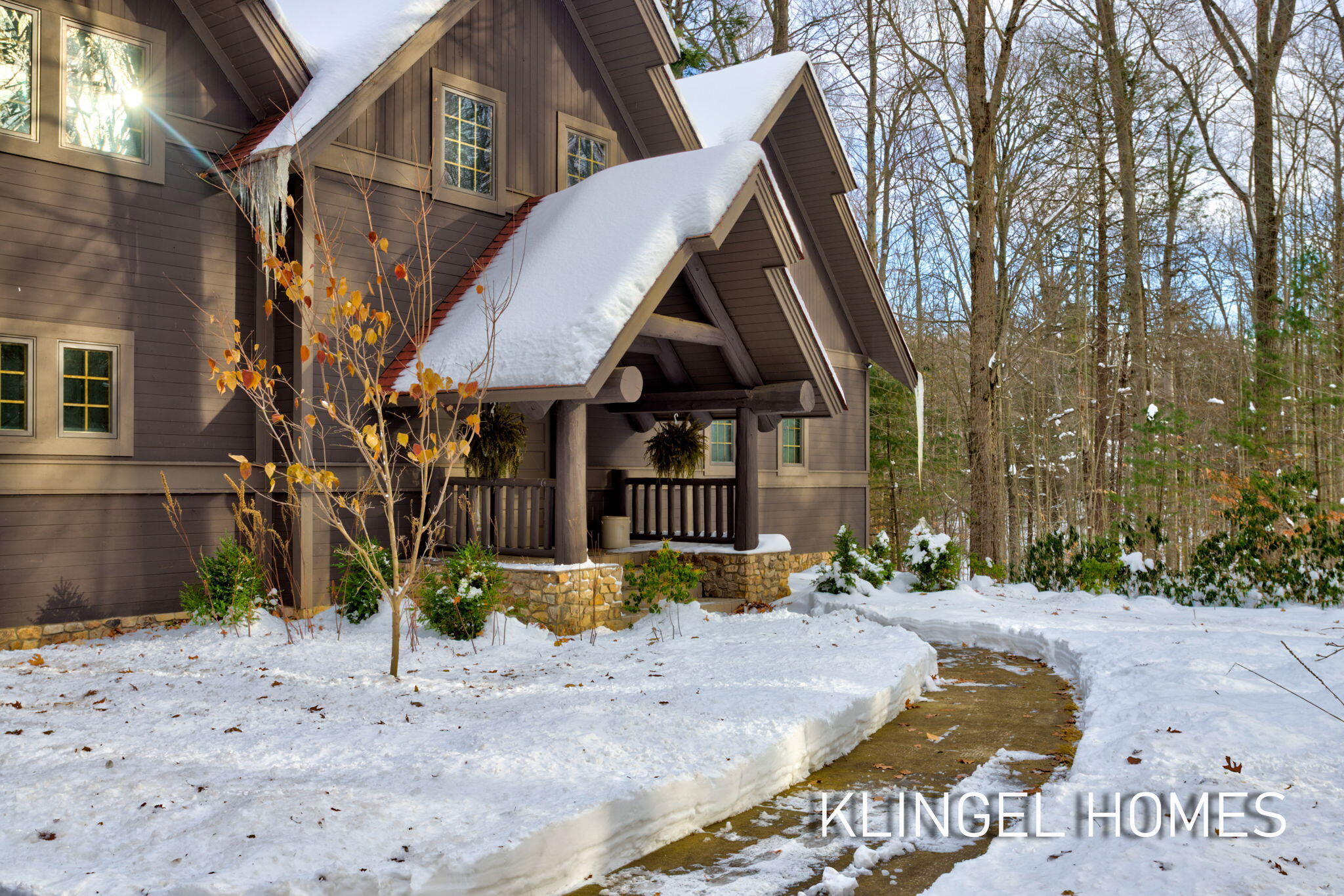 6290 Scenic Woods Circle N