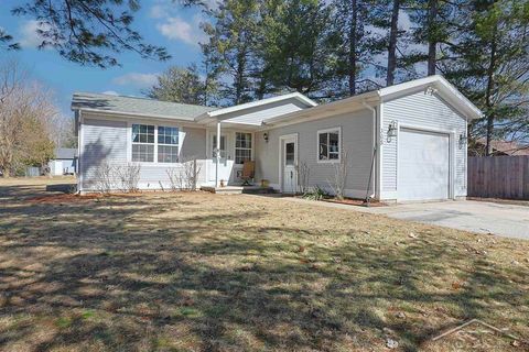 308 W Fourth Street Gladwin City MI 48624