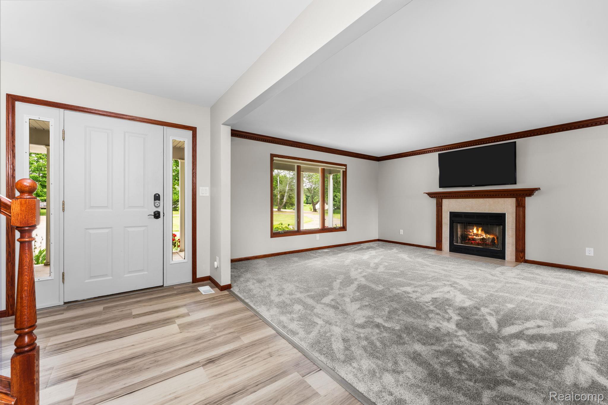 2381 Burke Road
