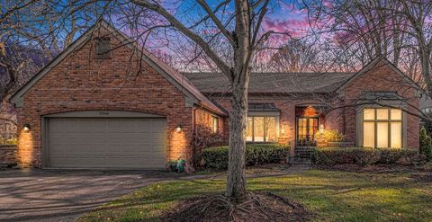 32940 Outland Trail Bingham Farms Village Oakland MI 48025