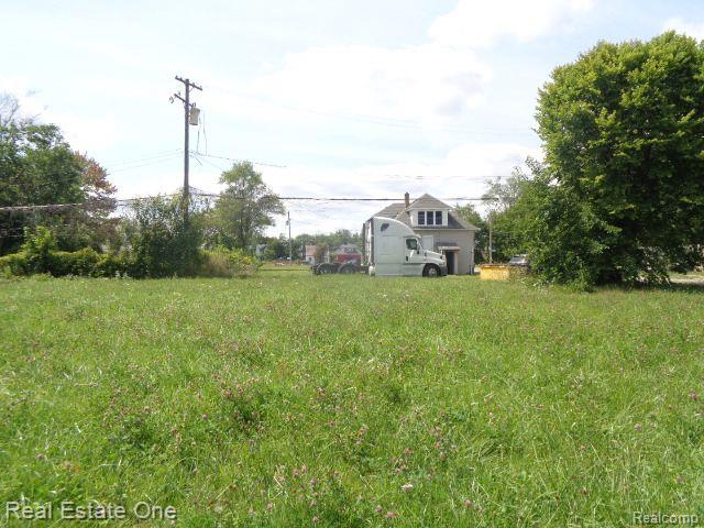 13291 SPARLING Street