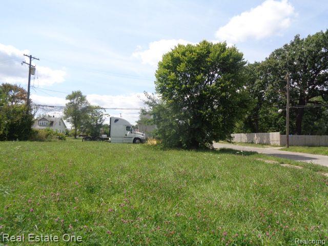 13291 SPARLING Street