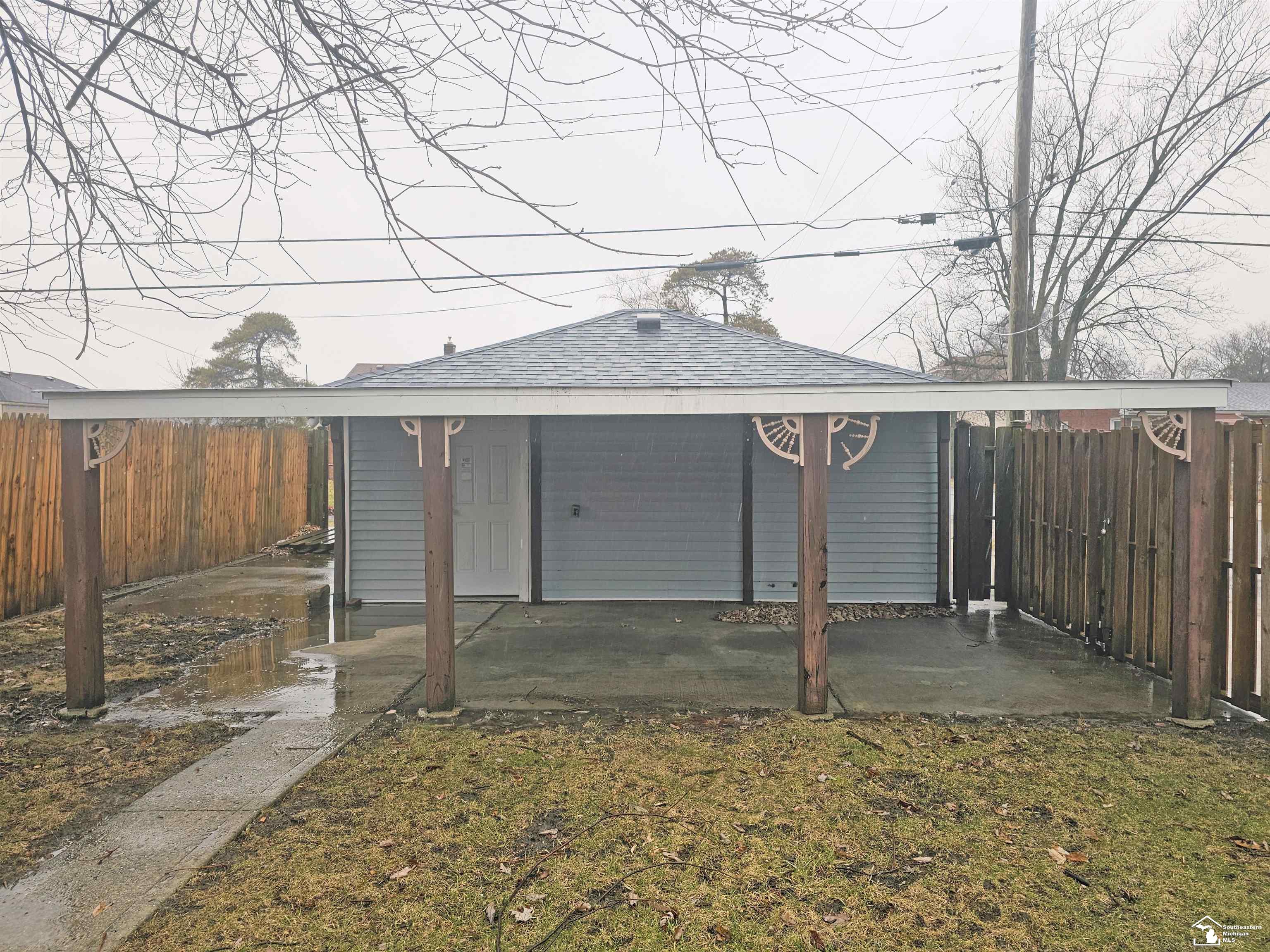 4366 9th Street
