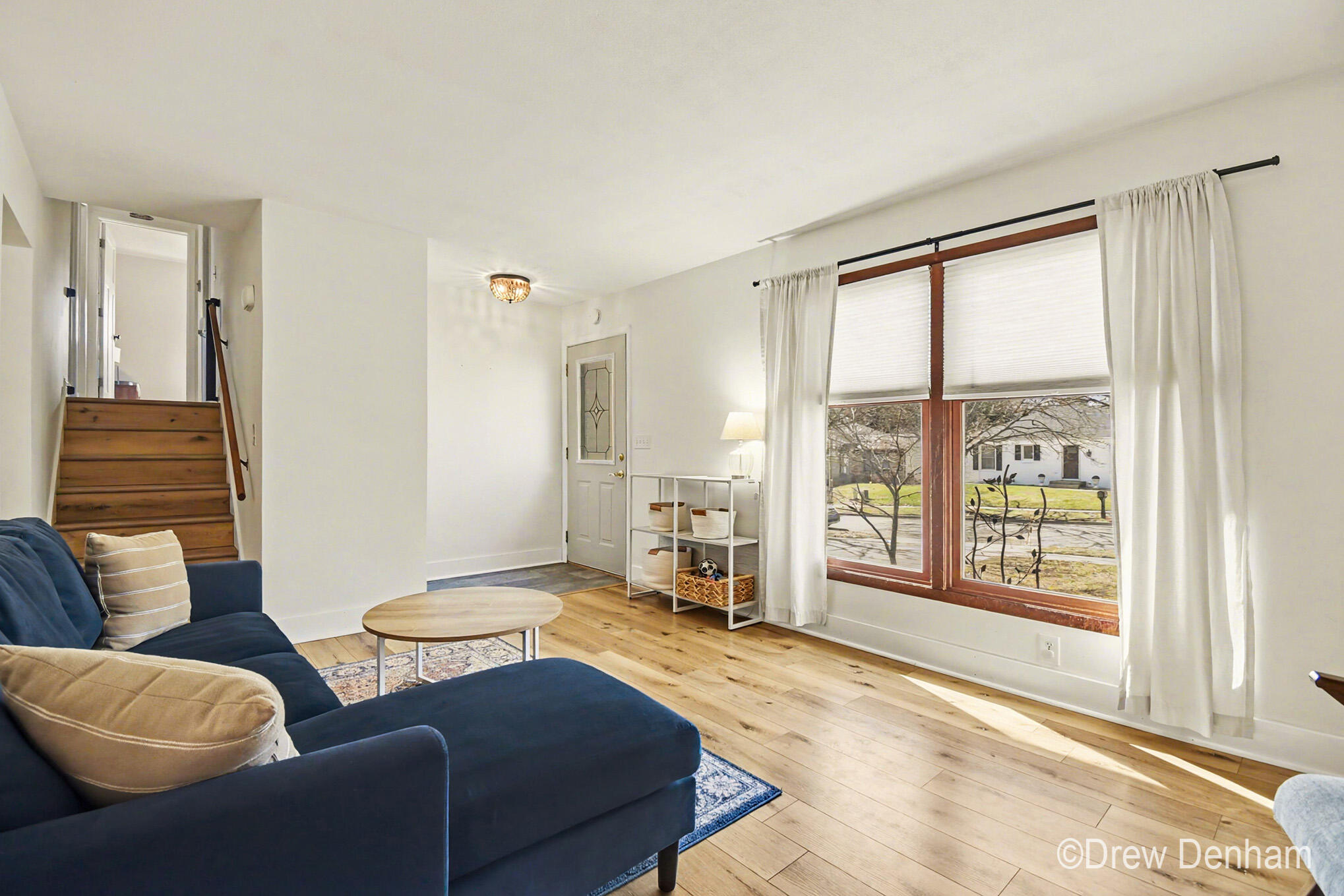 1106 Walwood Drive NE