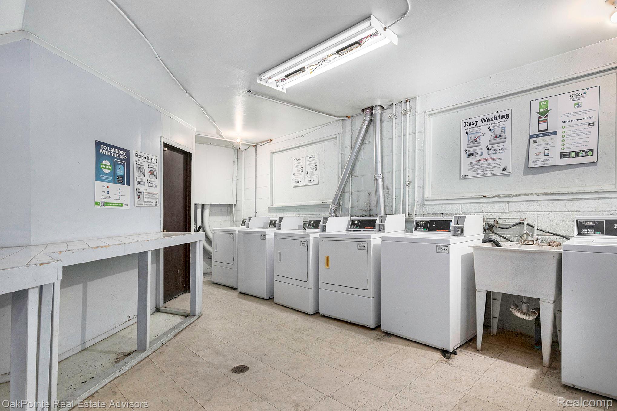 14881 Schaefer Highway