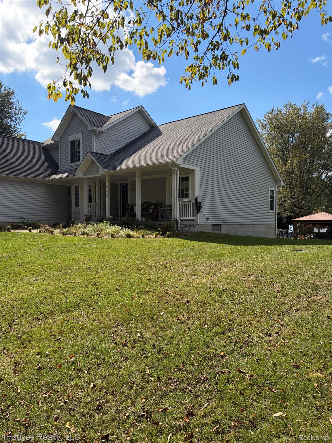 10136 Cedar Knoll Court