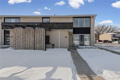 8232 Karam Boulevard 1 Warren City MI 48093