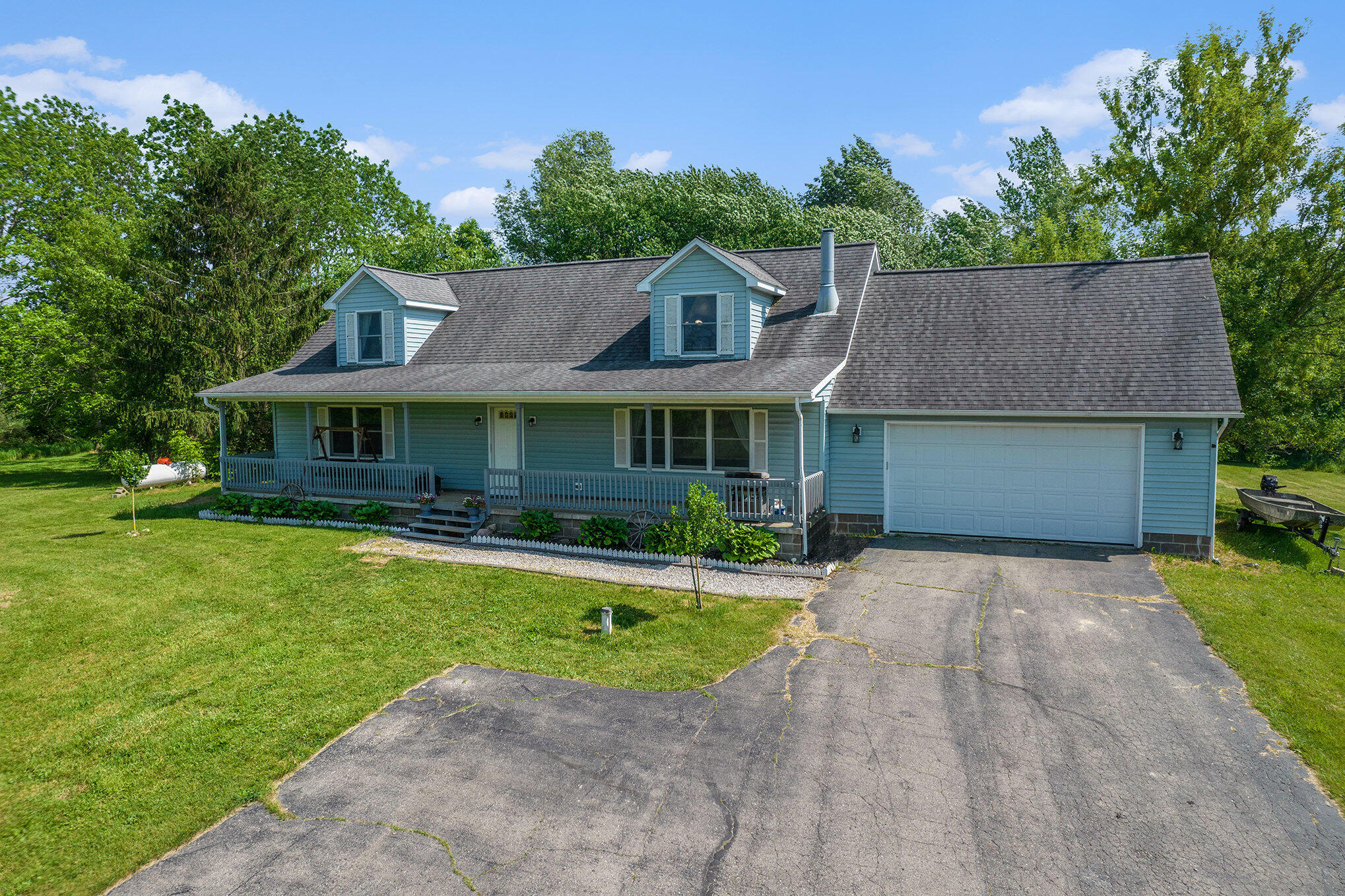 4050 Oakwood Road