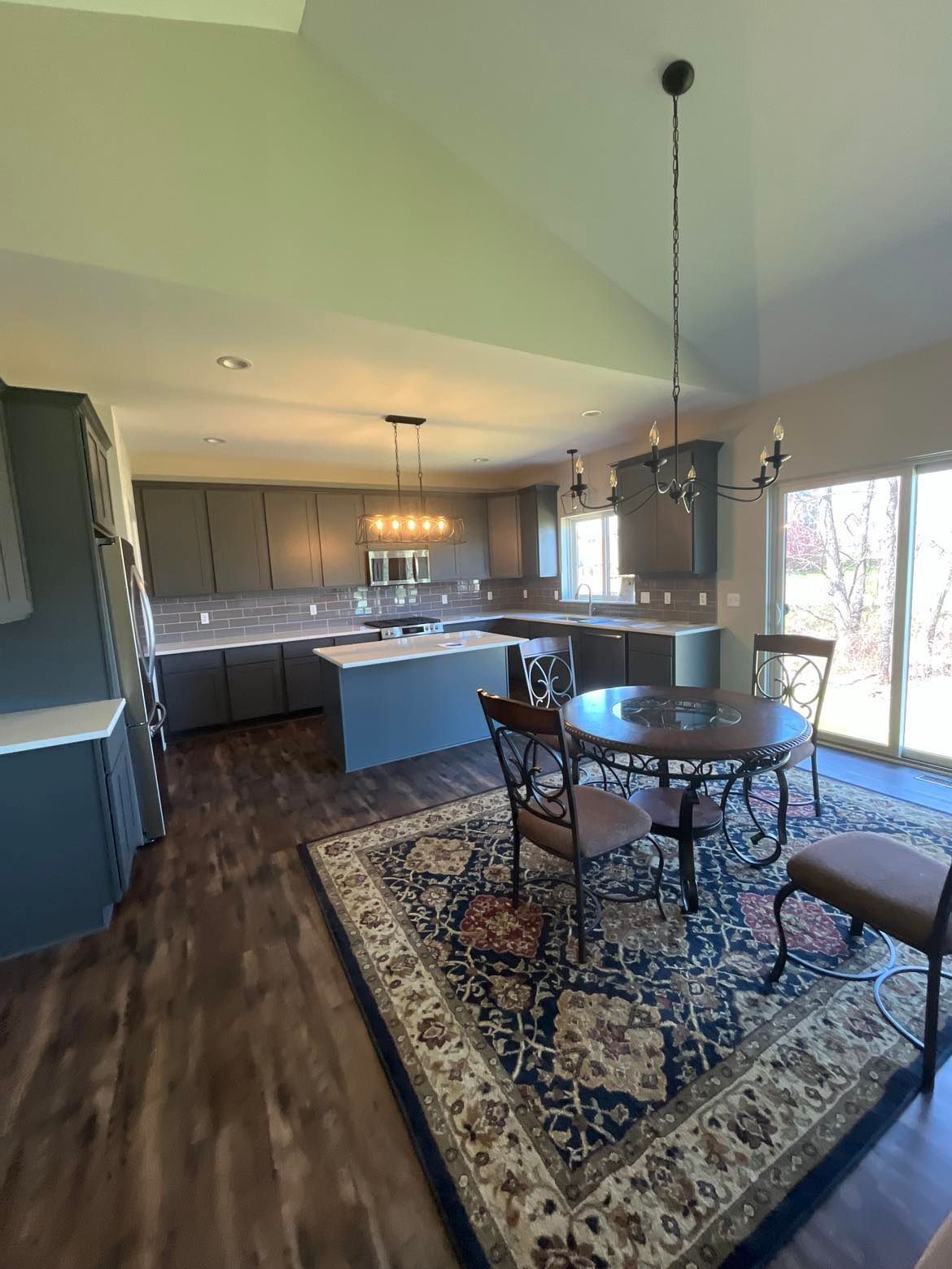 1276 BLUE RIDGE Parkway